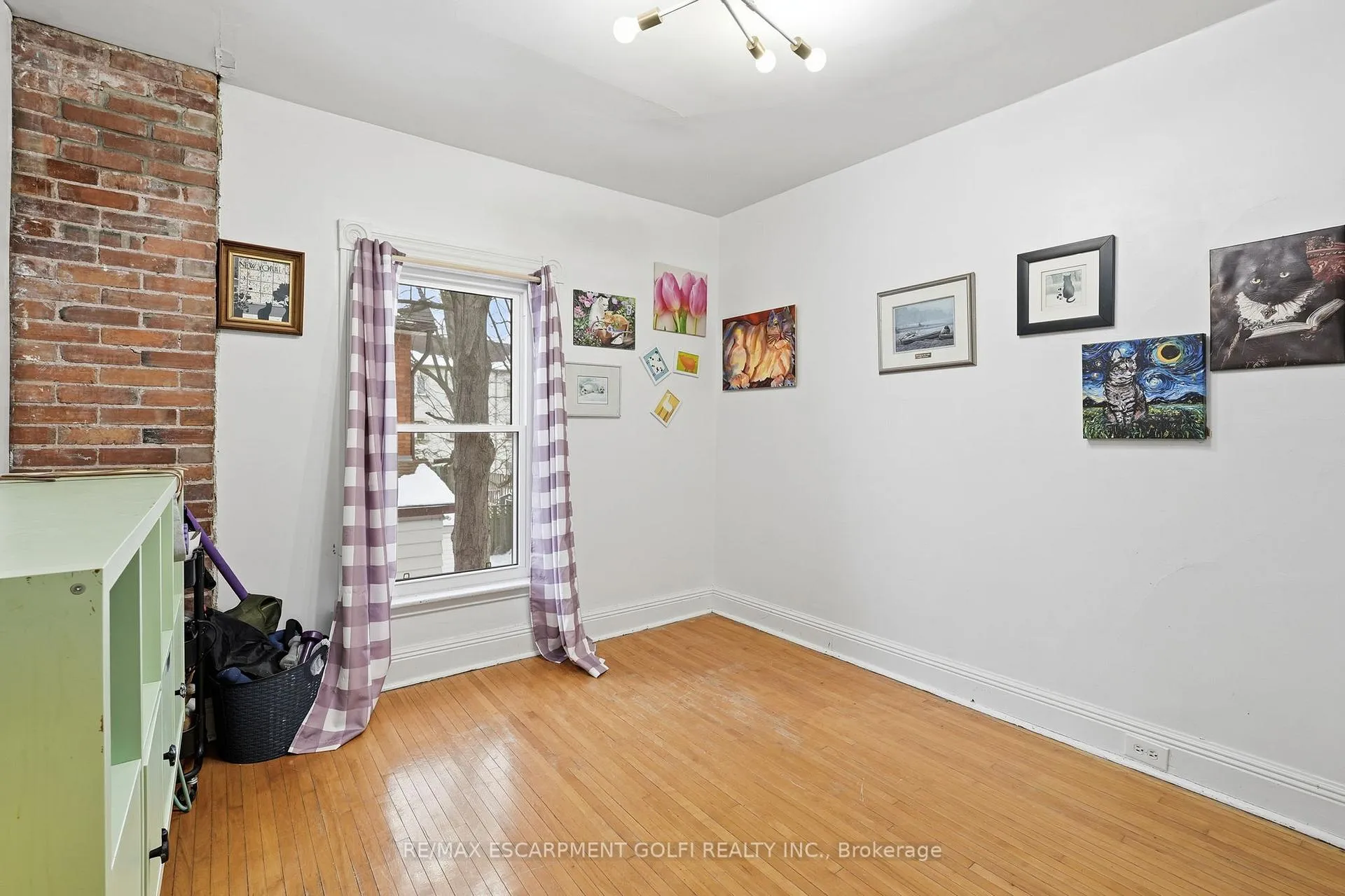 Photo 17 of 39 Stanley Street, Norfolk, Simcoe — HOMEH