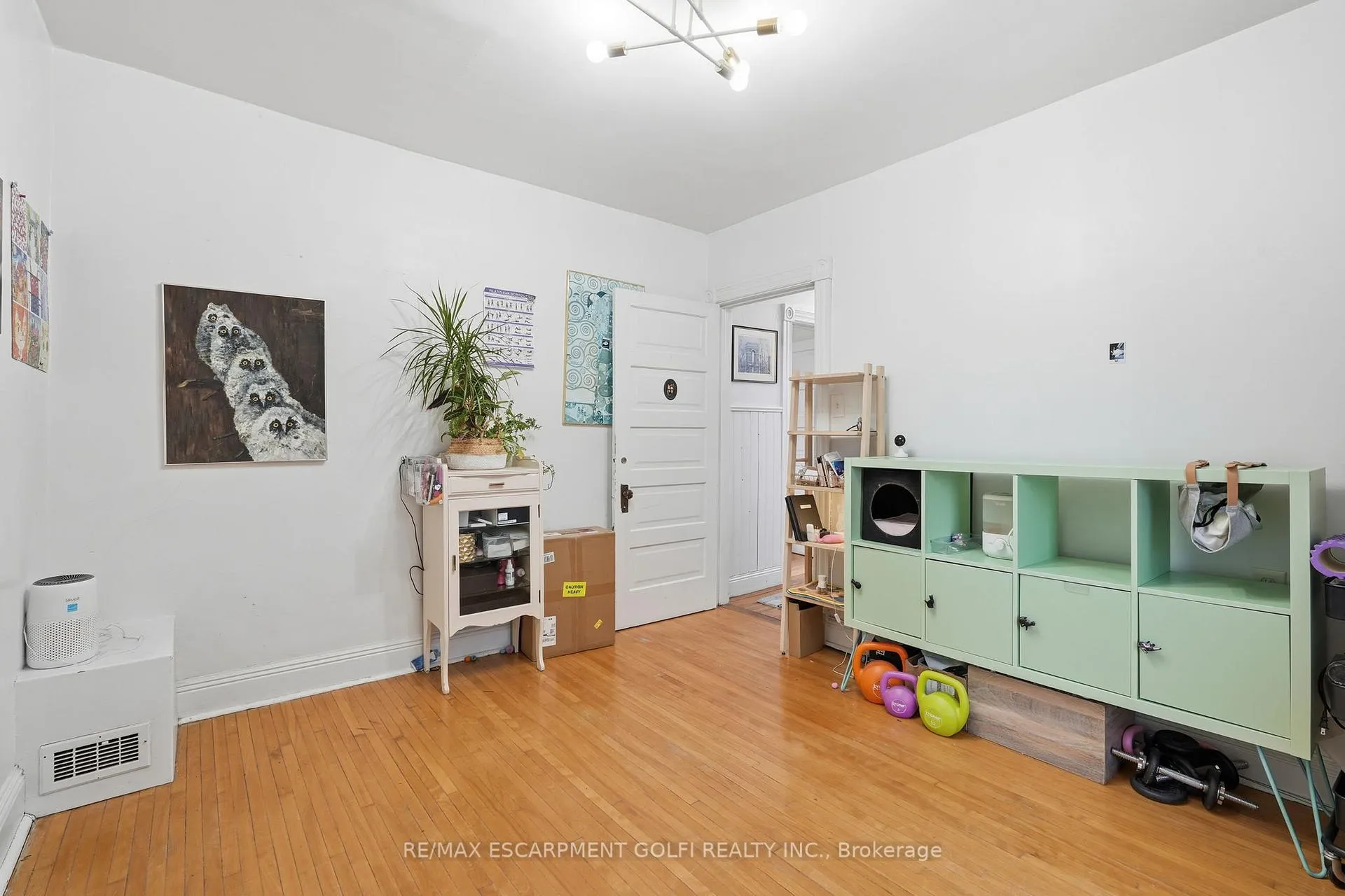 Photo 18 of 39 Stanley Street, Norfolk, Simcoe — HOMEH