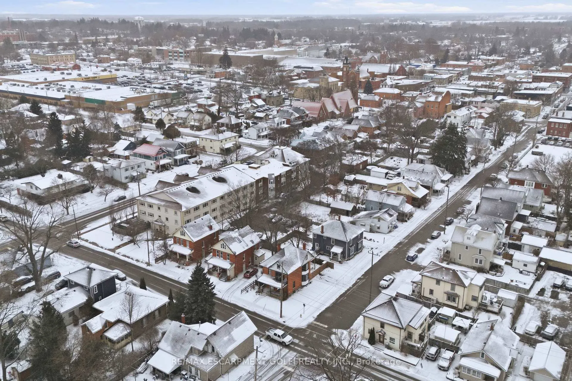 Photo 32 of 39 Stanley Street, Norfolk, Simcoe — HOMEH