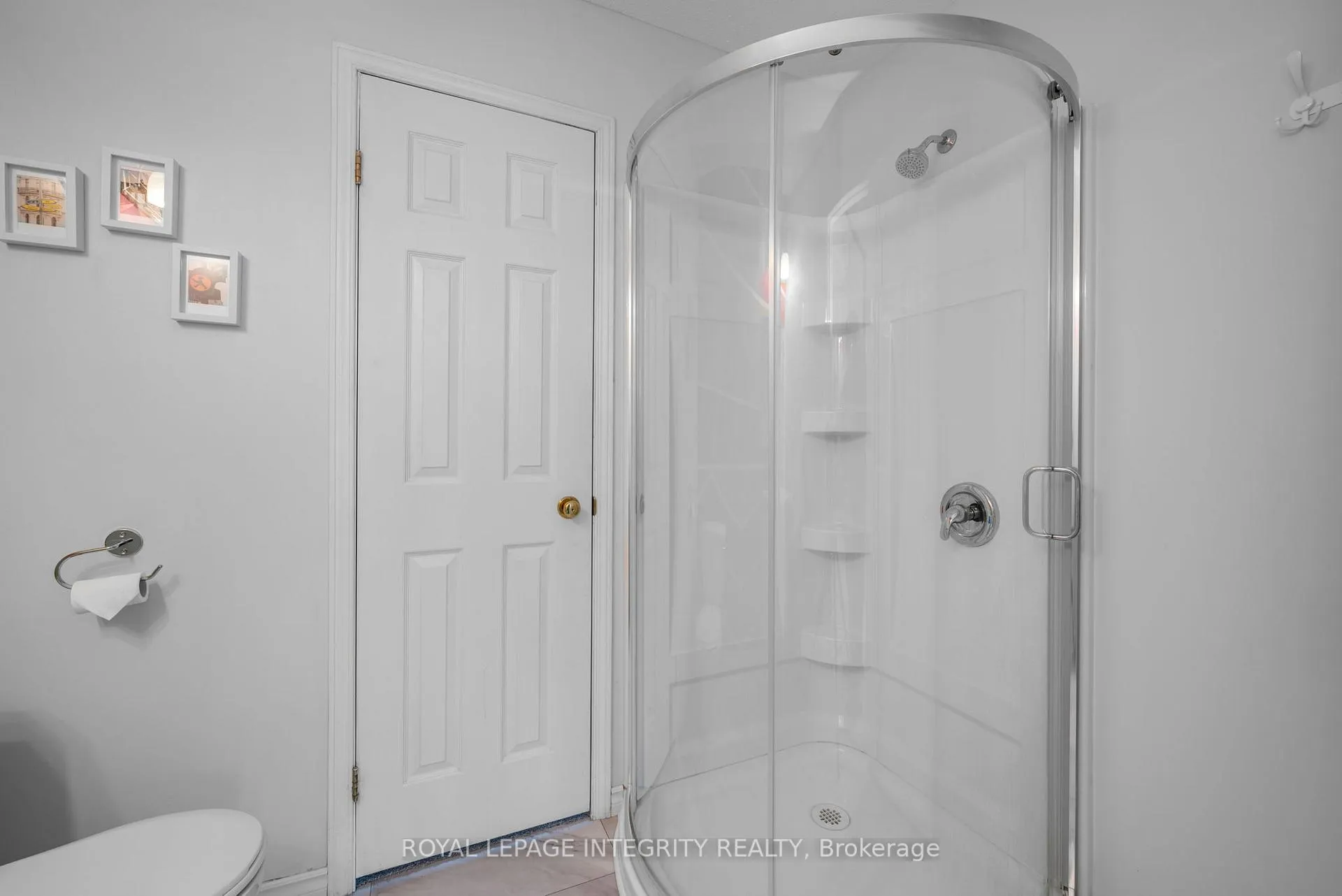Photo 25 of 268 McEachern Crescent, Ottawa, Bilberry Creek/Queenswood Heights — HOMEH