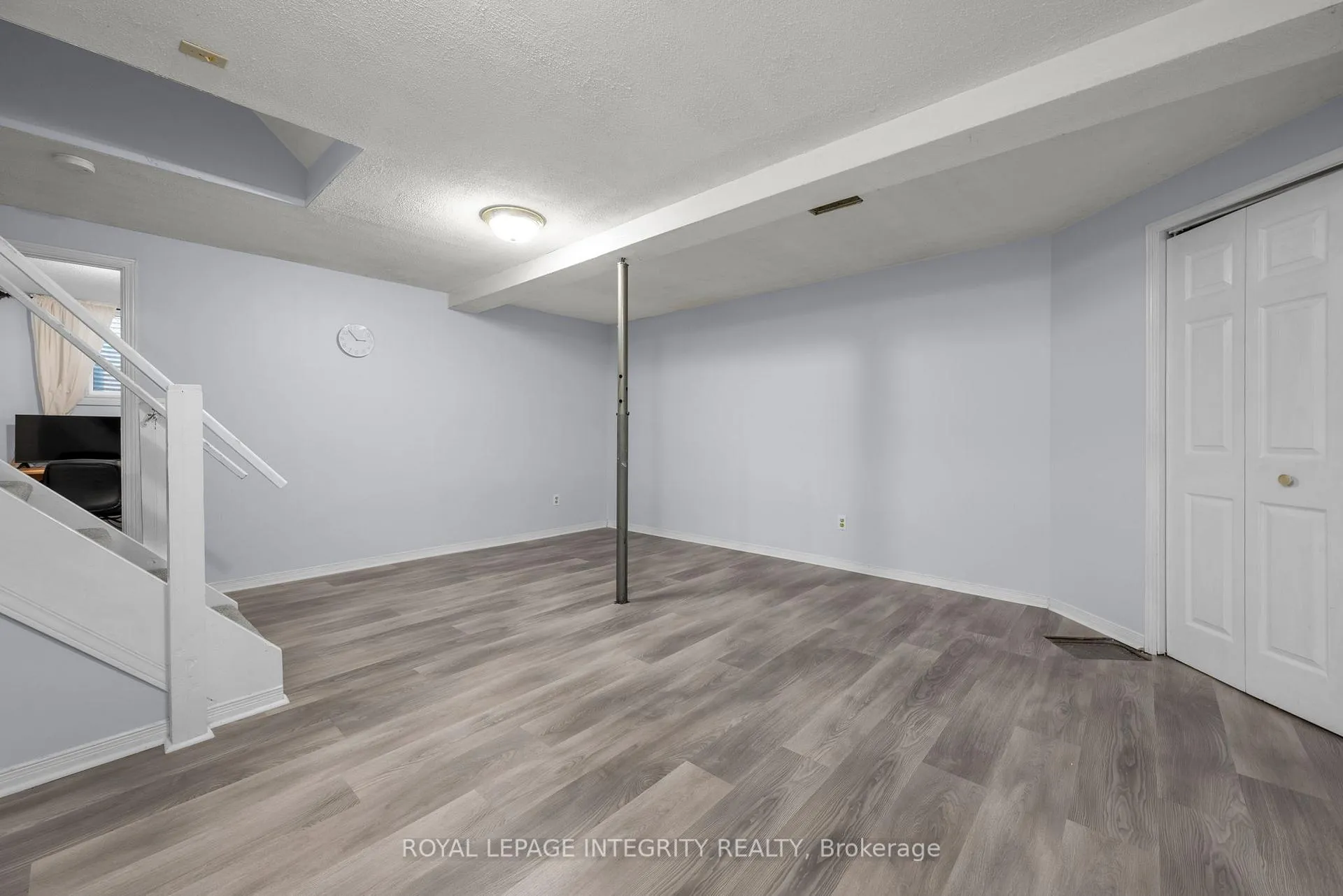 Photo 36 of 268 McEachern Crescent, Ottawa, Bilberry Creek/Queenswood Heights — HOMEH