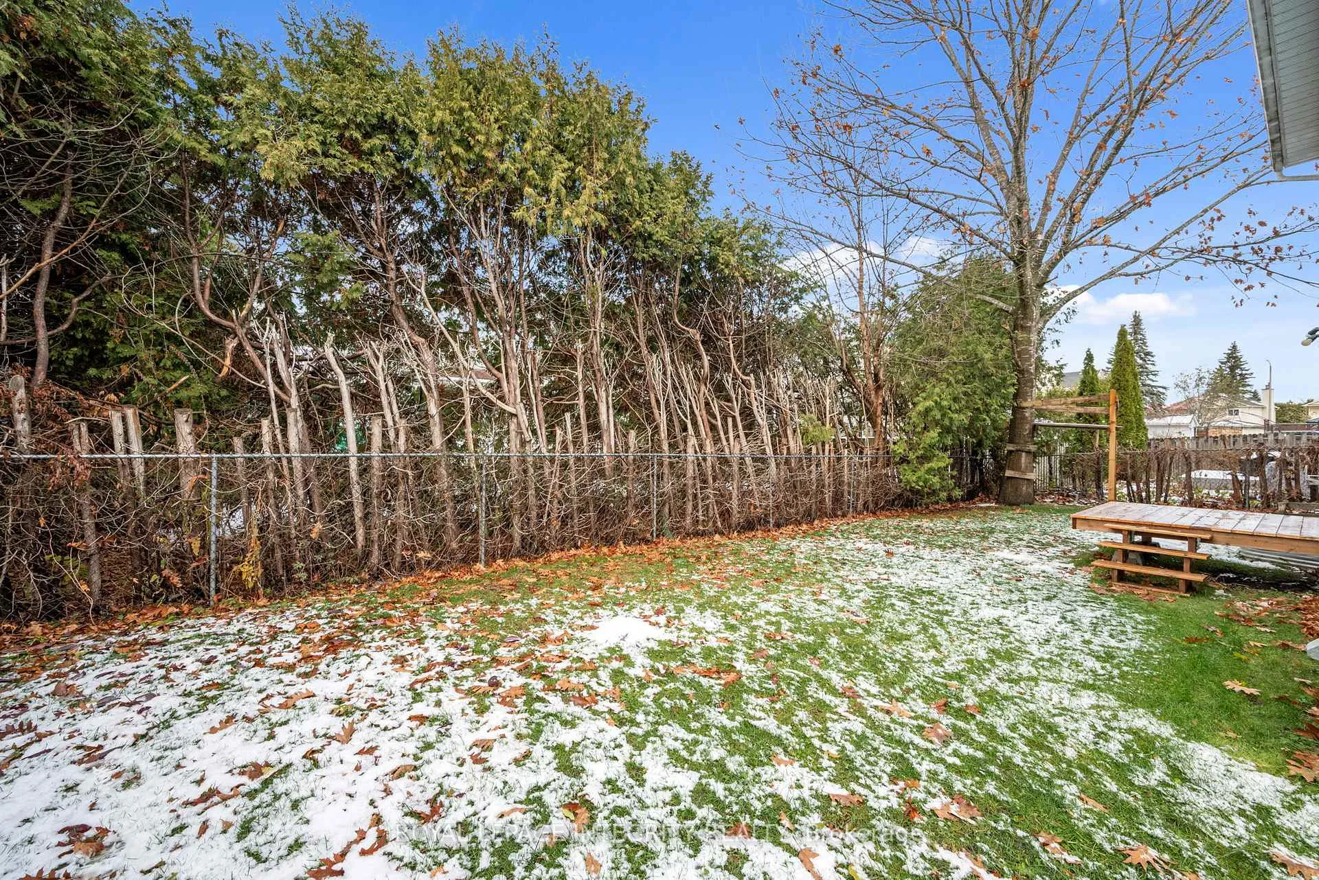 Photo 44 of 268 McEachern Crescent, Ottawa, Bilberry Creek/Queenswood Heights — HOMEH
