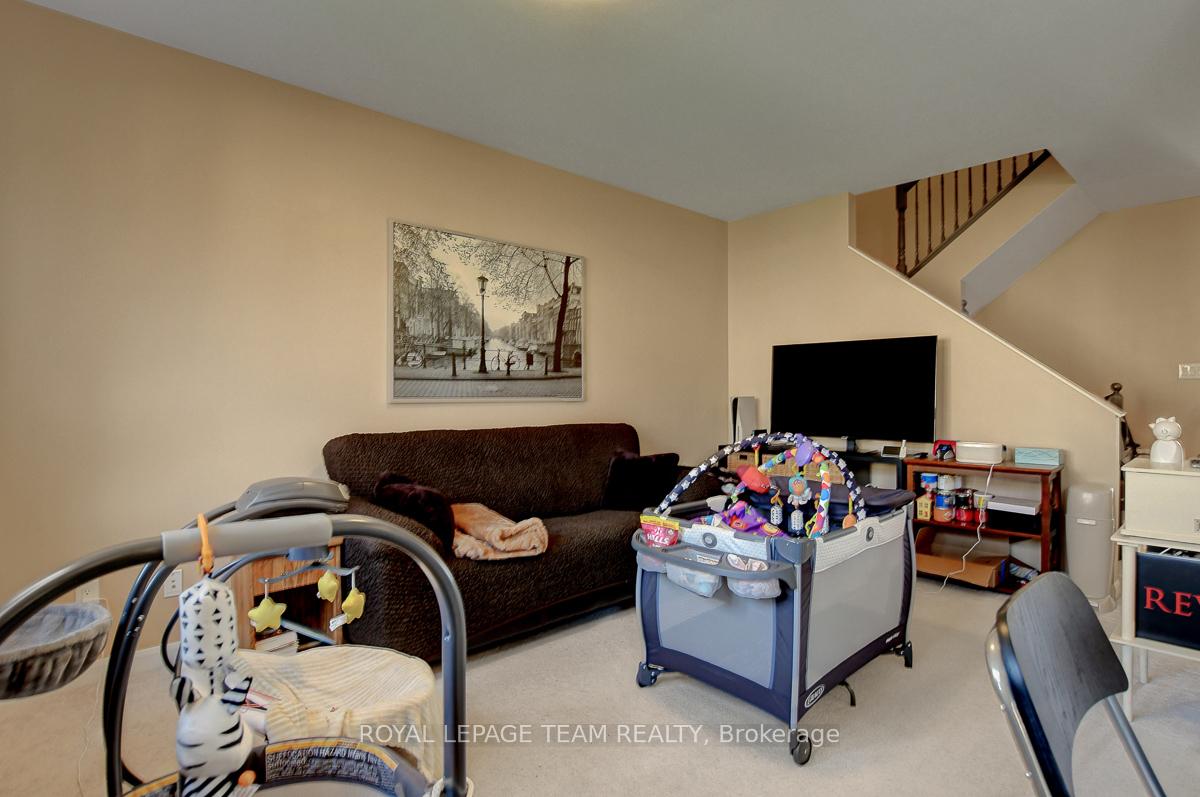 Photo 11 of 545 Decoeur Drive, Ottawa, Avalon West — HOMEH