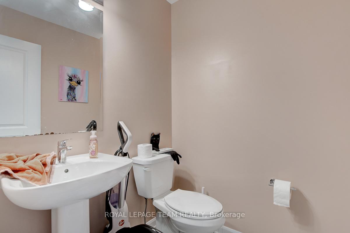 Photo 16 of 545 Decoeur Drive, Ottawa, Avalon West — HOMEH