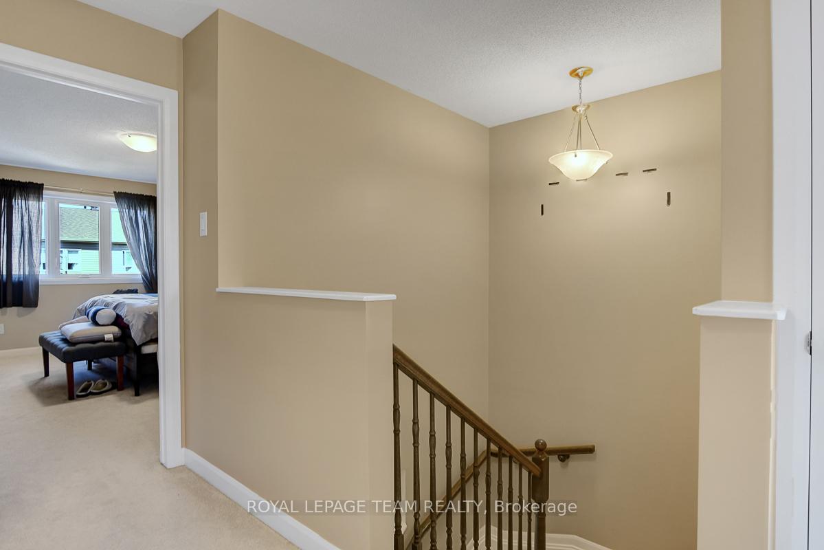 Photo 17 of 545 Decoeur Drive, Ottawa, Avalon West — HOMEH