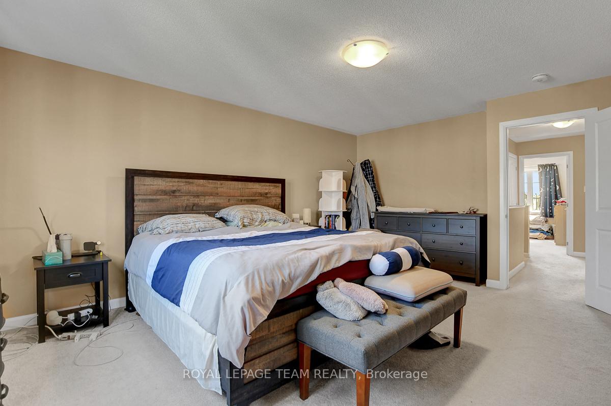 Photo 19 of 545 Decoeur Drive, Ottawa, Avalon West — HOMEH