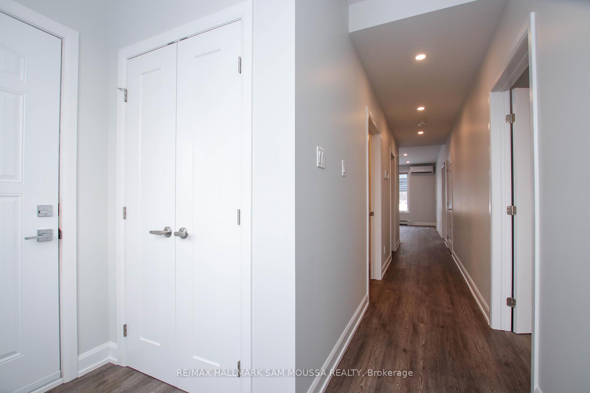 Photo 6 of Unit 7, 43 Senators Gate Drive, Perth — HOMEH