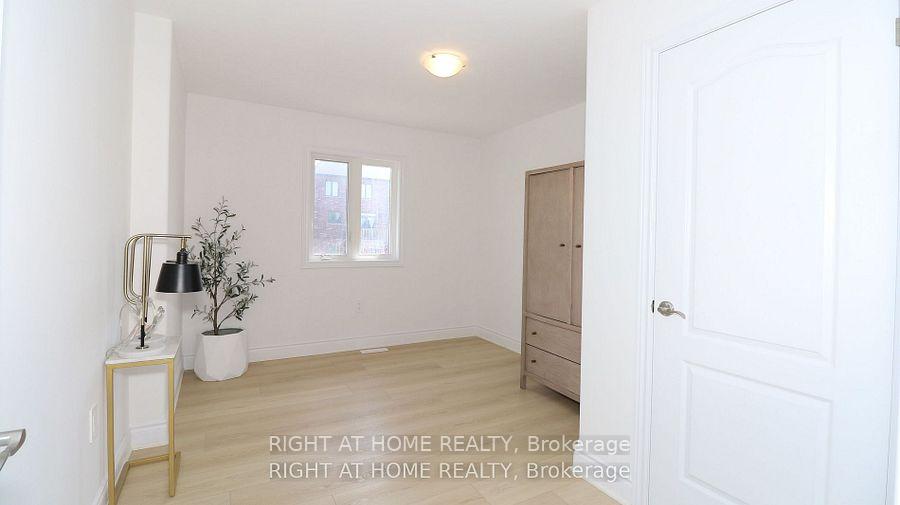Photo 8 of 3051 Sierra Drive, Orillia — HOMEH