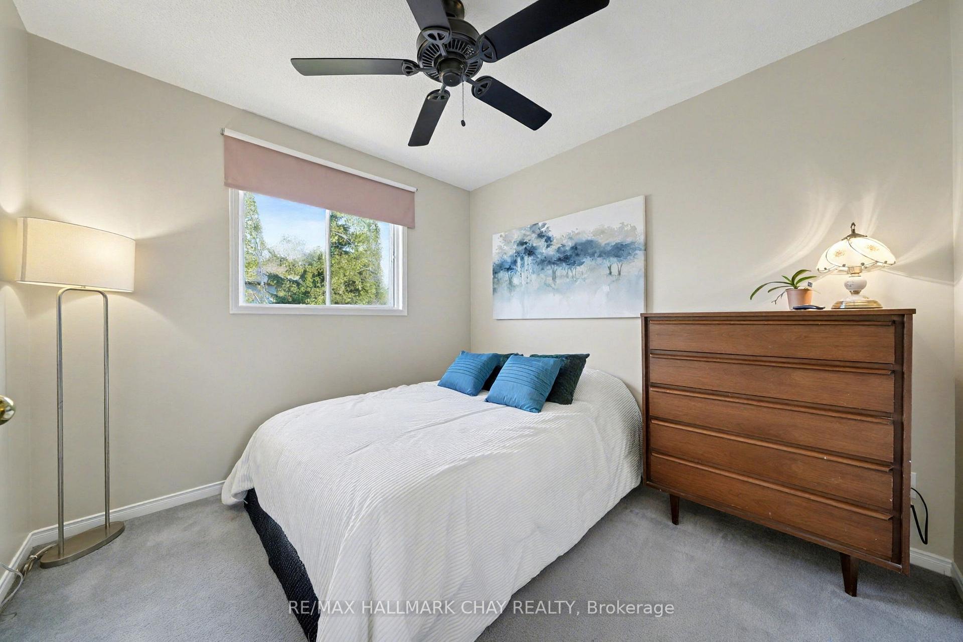 Photo 25 of 29 Daniele Avenue N, New Tecumseth, Beeton — HOMEH