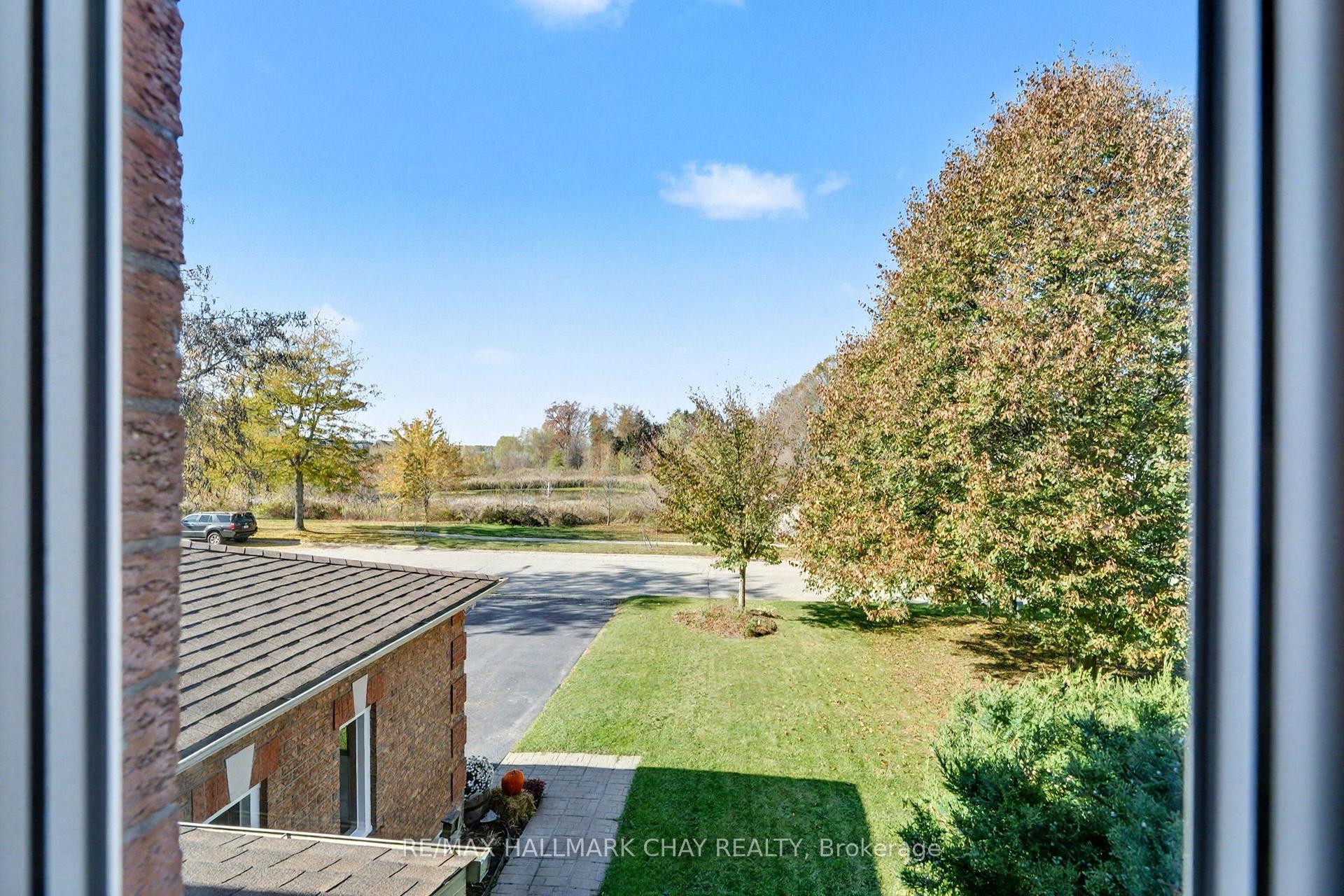 Photo 34 of 29 Daniele Avenue N, New Tecumseth, Beeton — HOMEH