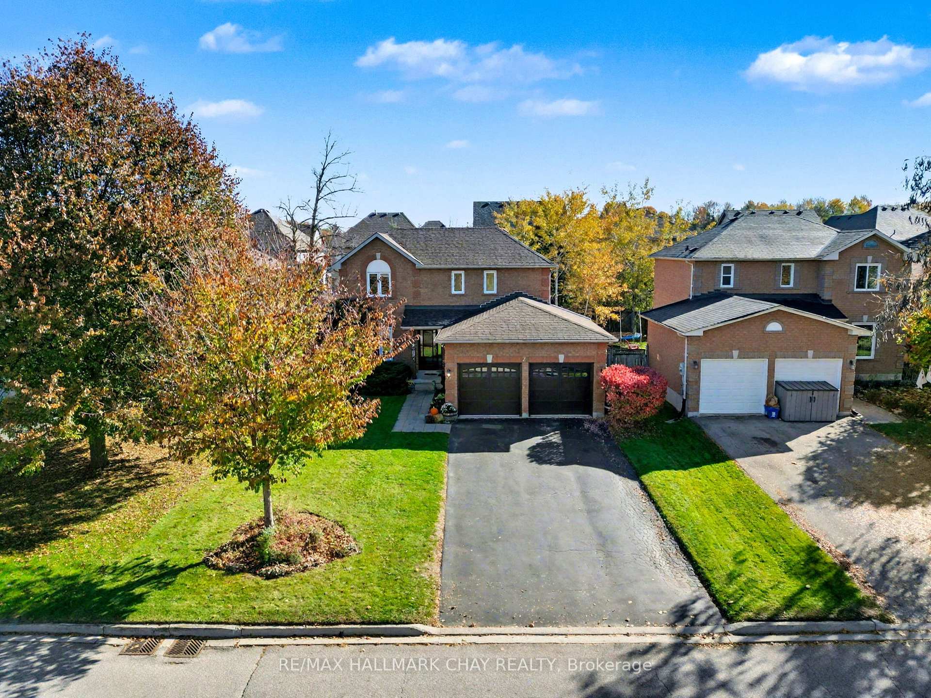 Photo 38 of 29 Daniele Avenue N, New Tecumseth, Beeton — HOMEH