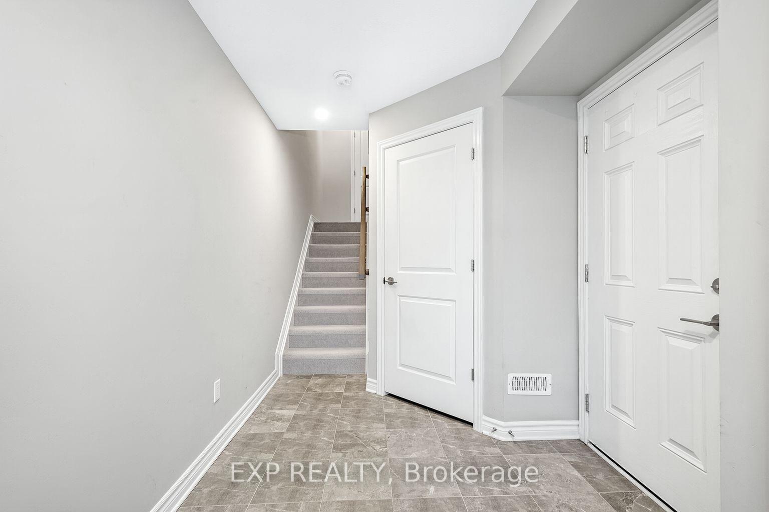Photo 3 of 334 Mountain Sorrel Way, Ottawa, Avalon West — HOMEH