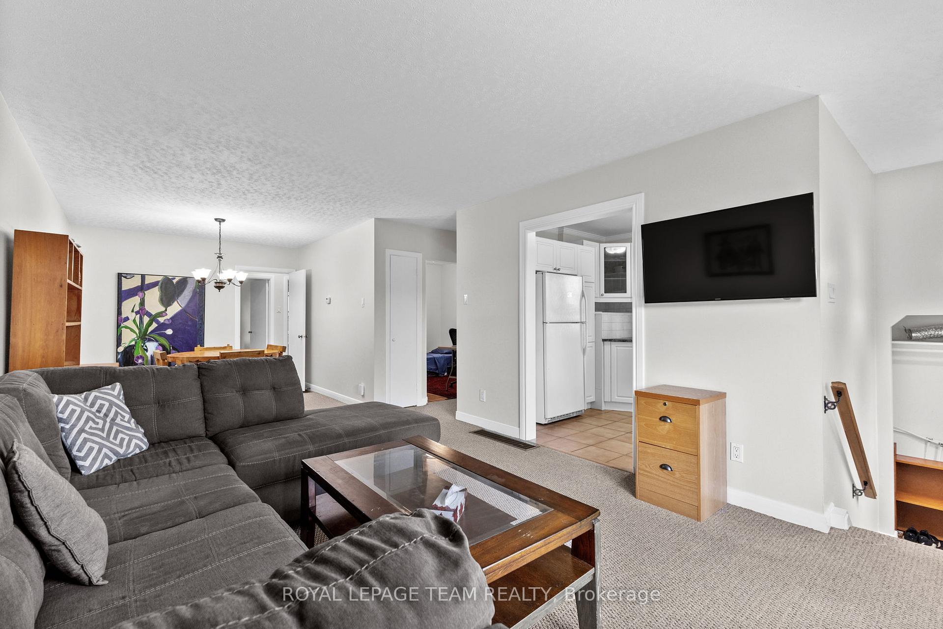 Photo 12 of 599 Mutual Street, Ottawa, Castle Heights/Rideau High — HOMEH