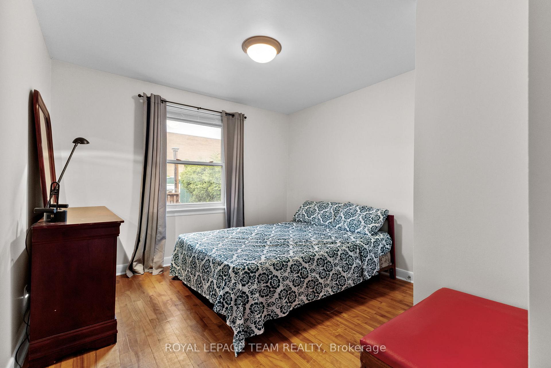 Photo 18 of 599 Mutual Street, Ottawa, Castle Heights/Rideau High — HOMEH