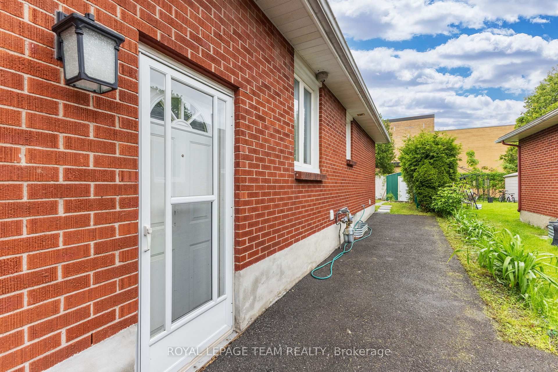 Photo 22 of 599 Mutual Street, Ottawa, Castle Heights/Rideau High — HOMEH