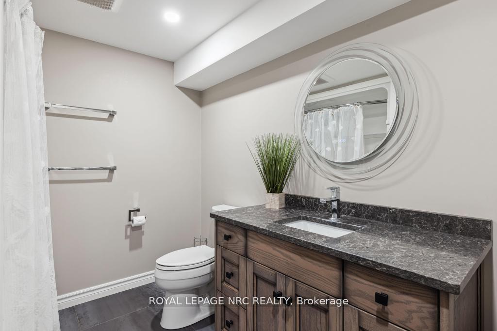 Photo 33 of 880 Metler Road, Pelham, North Pelham — HOMEH