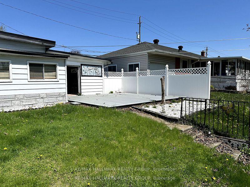 Photo 13 of 103 Wilson Street W, Perth — HOMEH