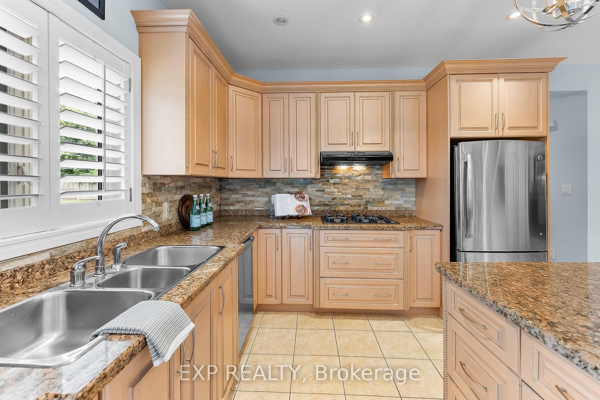 Photo 15 of 7847 Cathedral Drive, Niagara Falls, Mt. Carmel — HOMEH