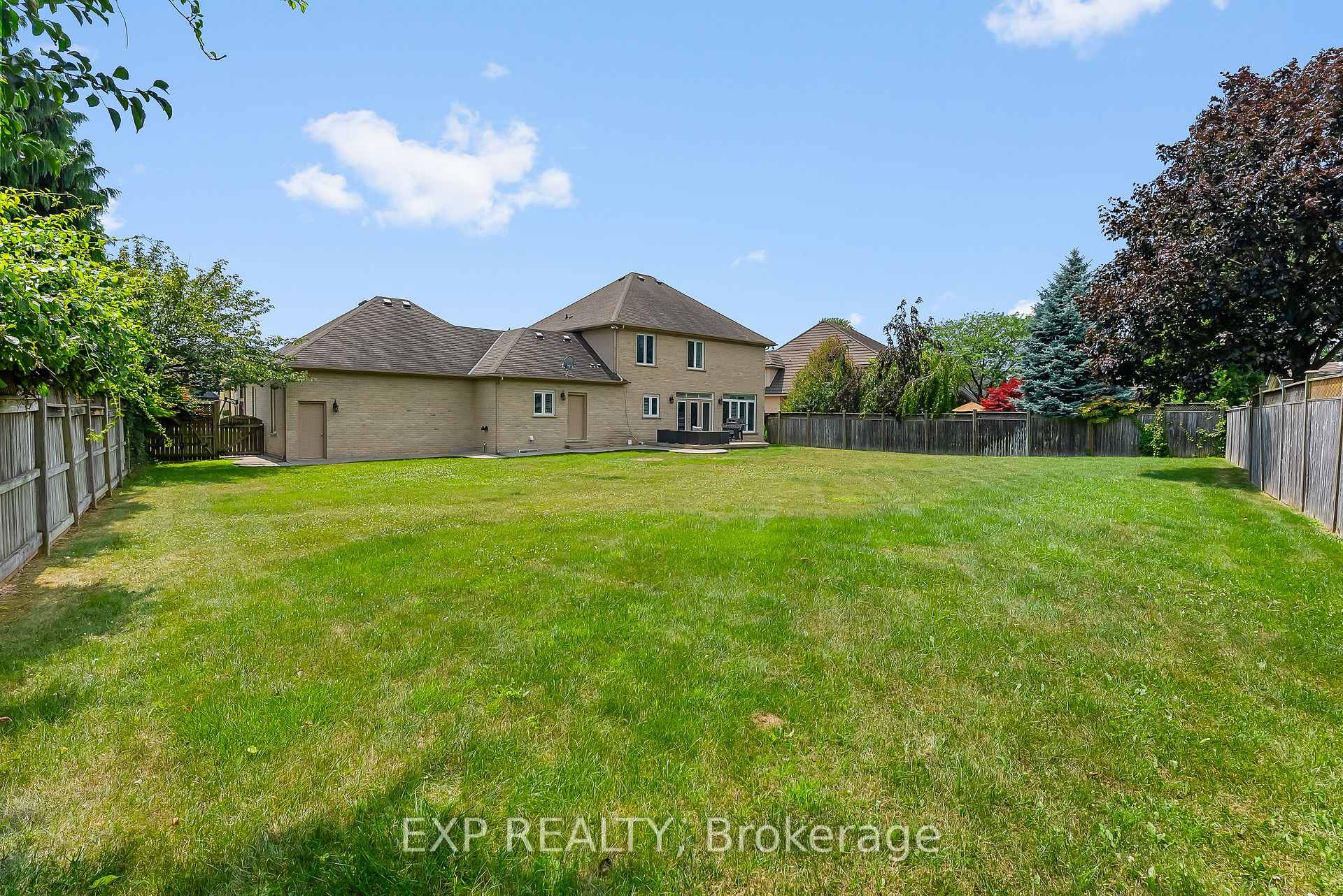 Photo 37 of 7847 Cathedral Drive, Niagara Falls, Mt. Carmel — HOMEH