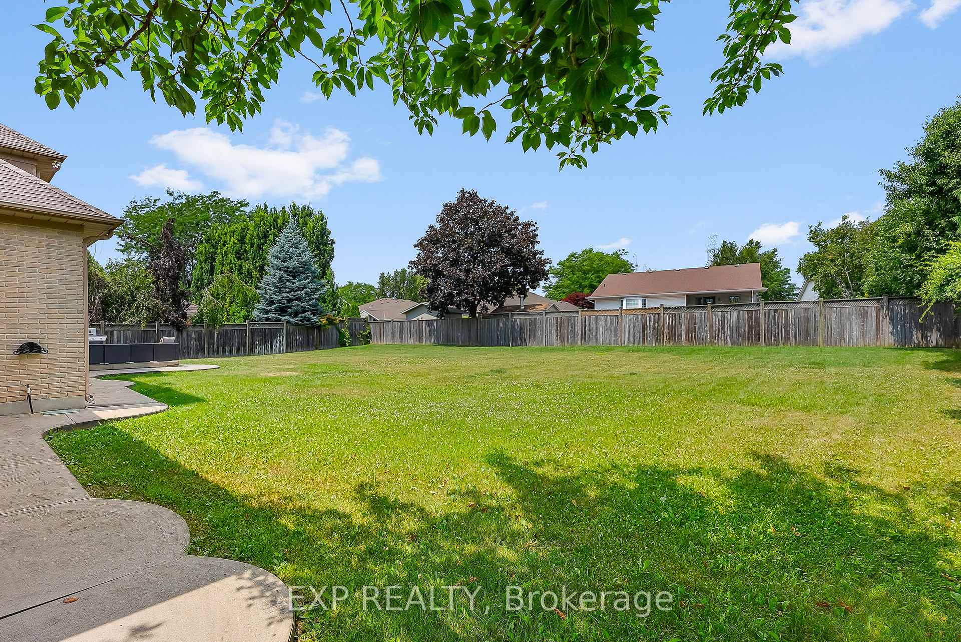 Photo 38 of 7847 Cathedral Drive, Niagara Falls, Mt. Carmel — HOMEH