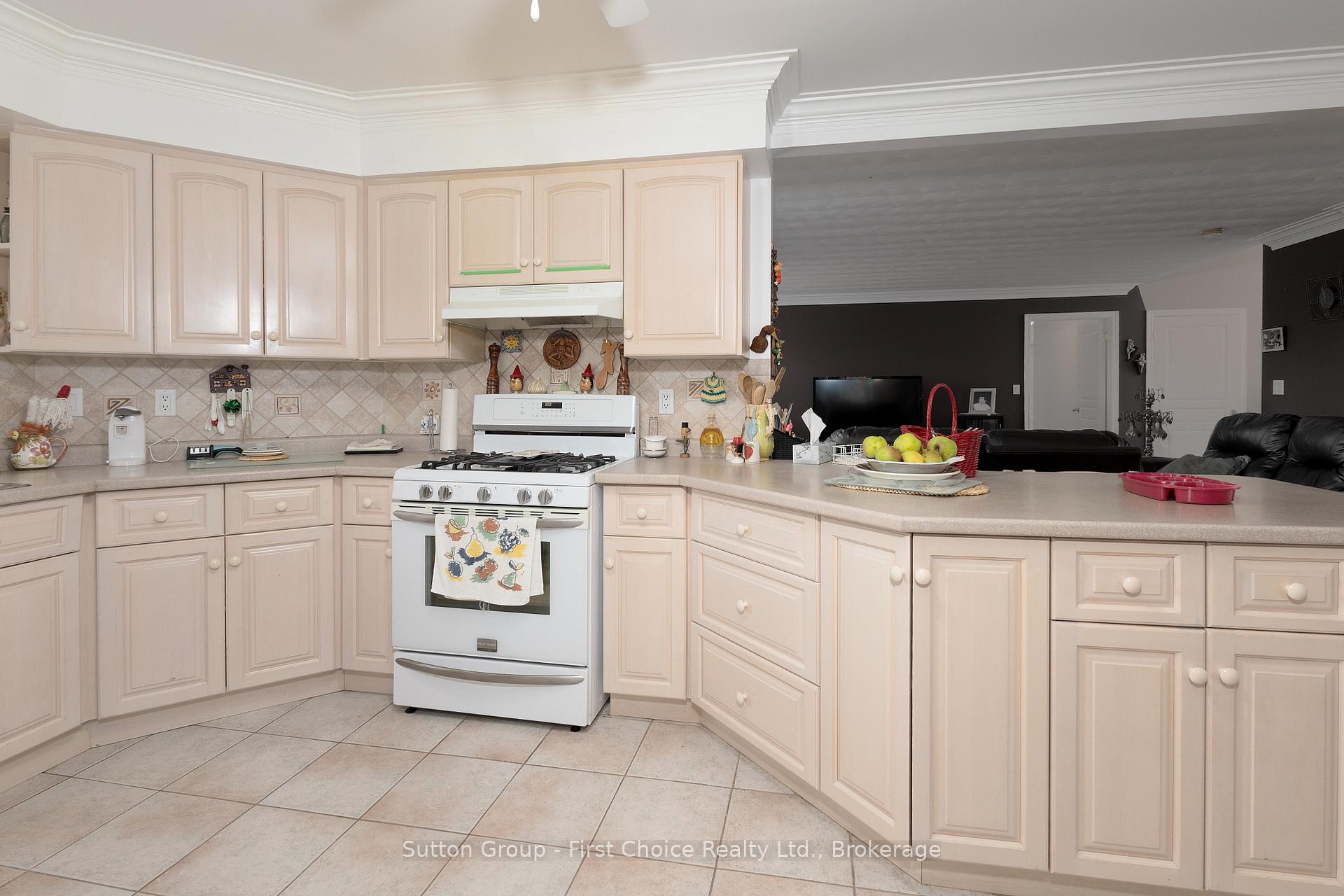 Photo 15 of 3988 Road 110, Perth East, North Easthope — HOMEH