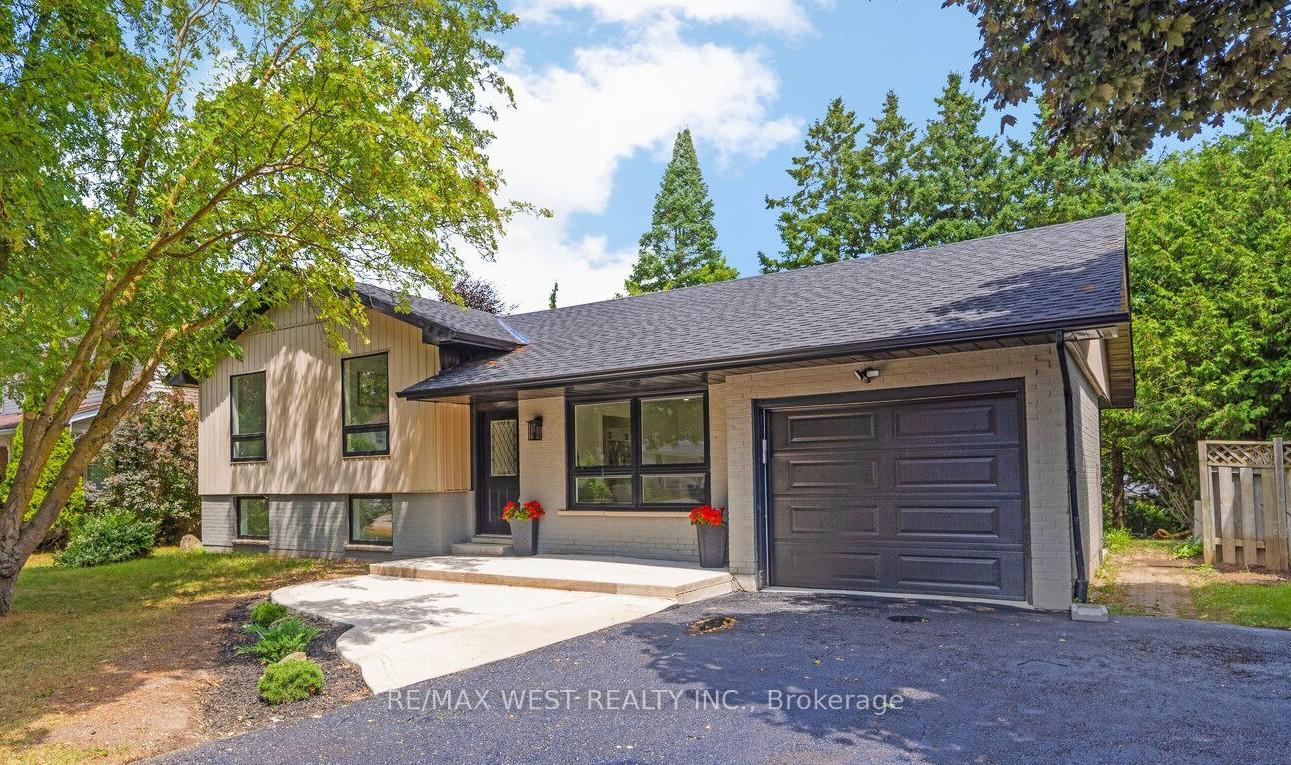Front of 15 Erindale Avenue