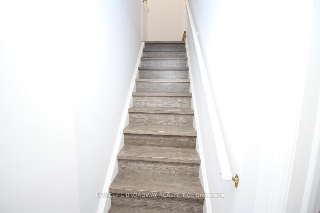 Photo 2 of Unit Basement, 175 Stather Crescent, Markham, Milliken Mills East — HOMEH