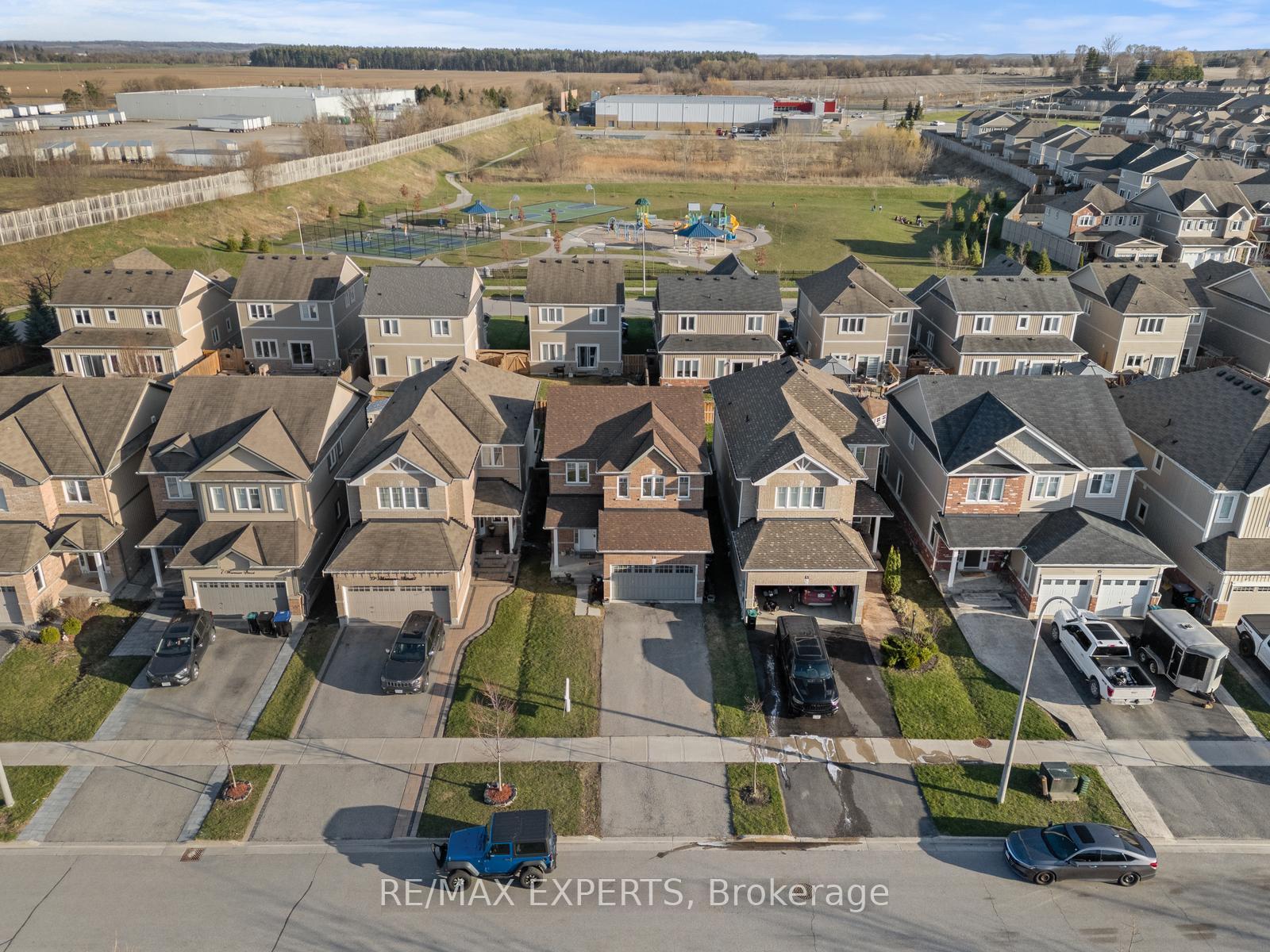 Photo 48 of 11 Warman Street, New Tecumseth, Alliston — HOMEH