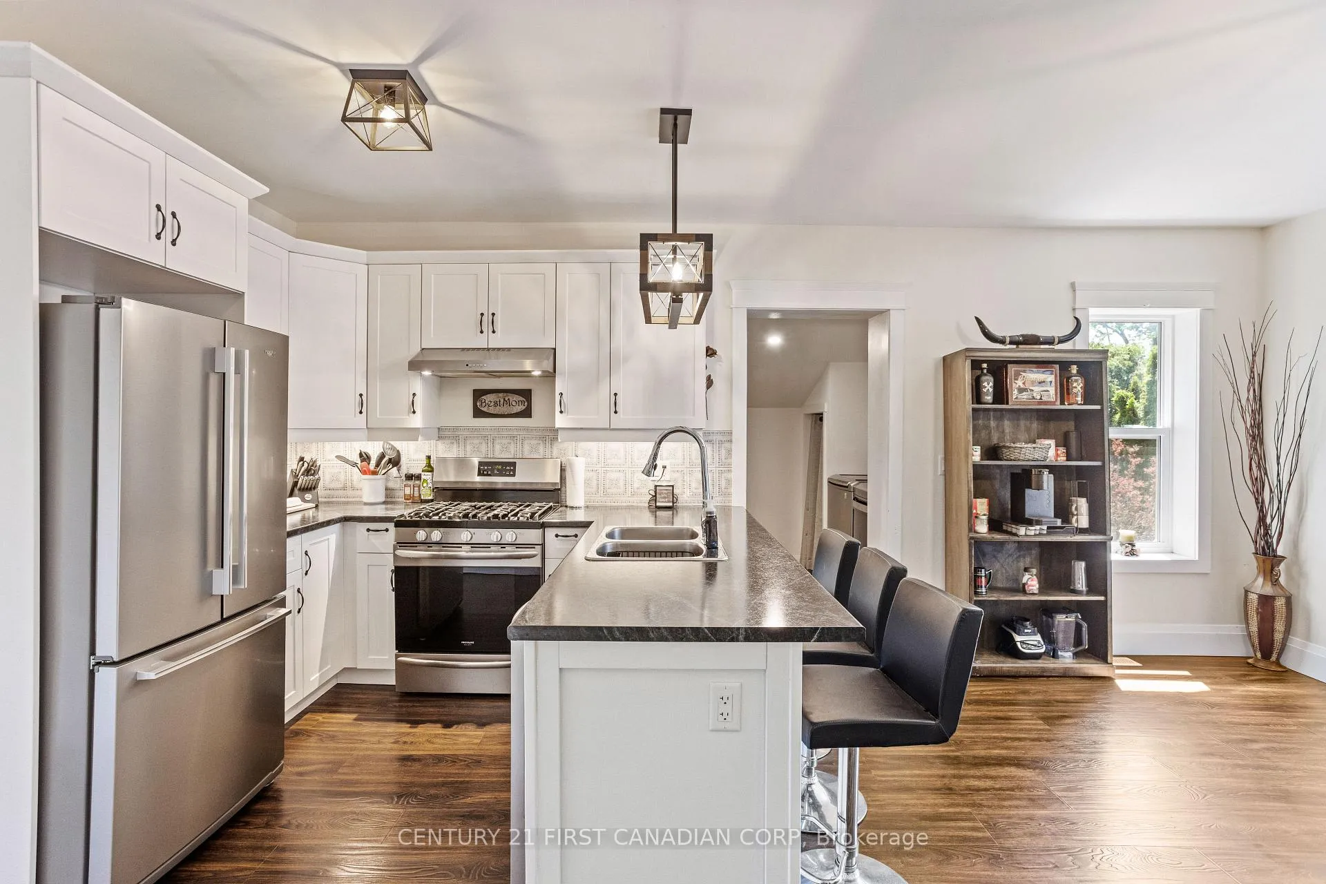 Photo 14 of 3199 Mount Carmel Drive, North Middlesex, Mount Carmel — HOMEH