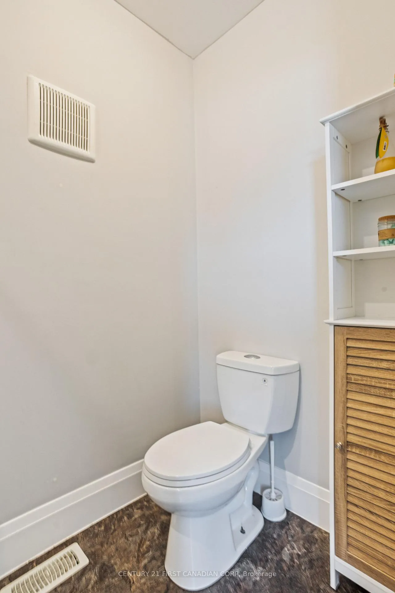 Photo 24 of 3199 Mount Carmel Drive, North Middlesex, Mount Carmel — HOMEH