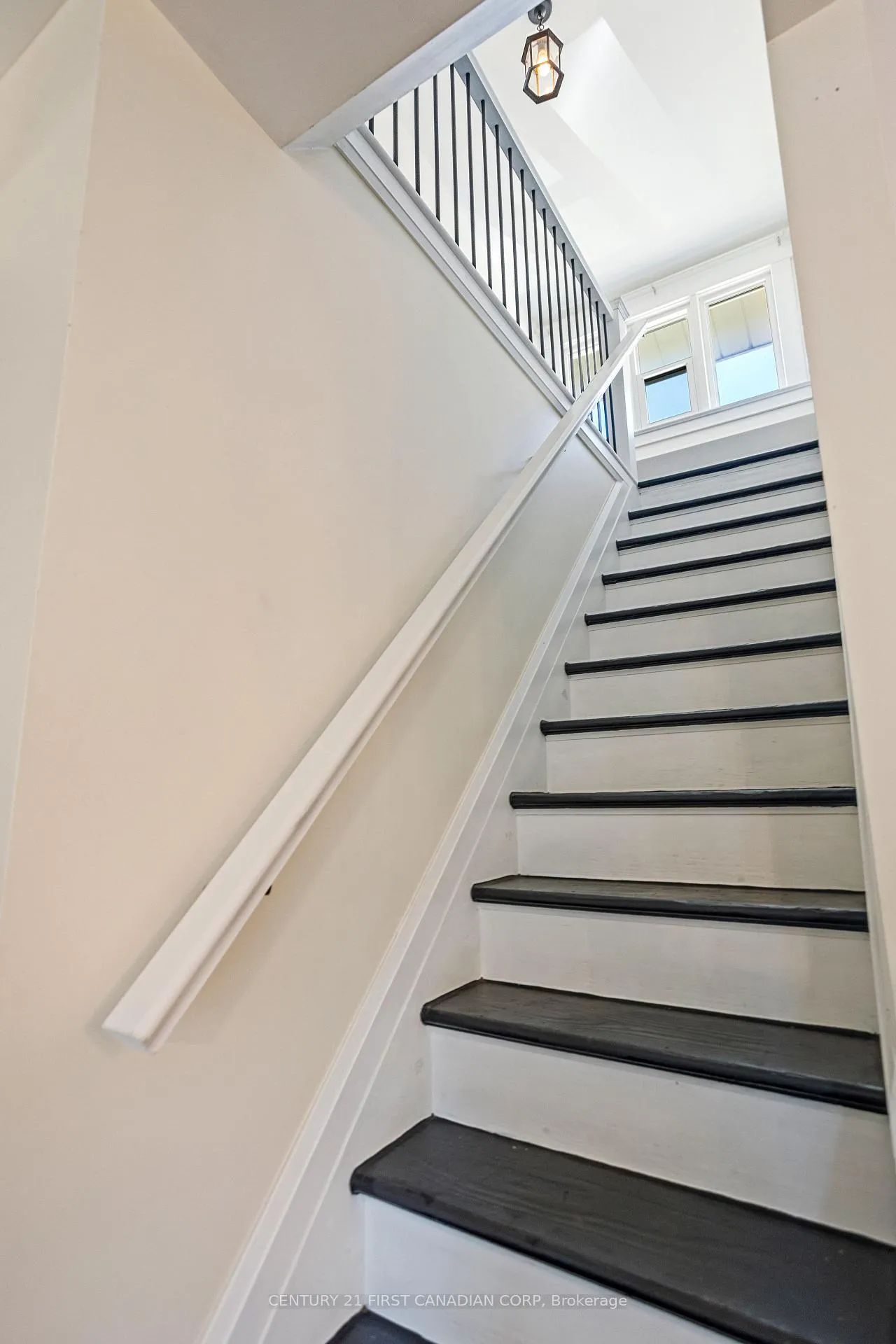 Photo 26 of 3199 Mount Carmel Drive, North Middlesex, Mount Carmel — HOMEH