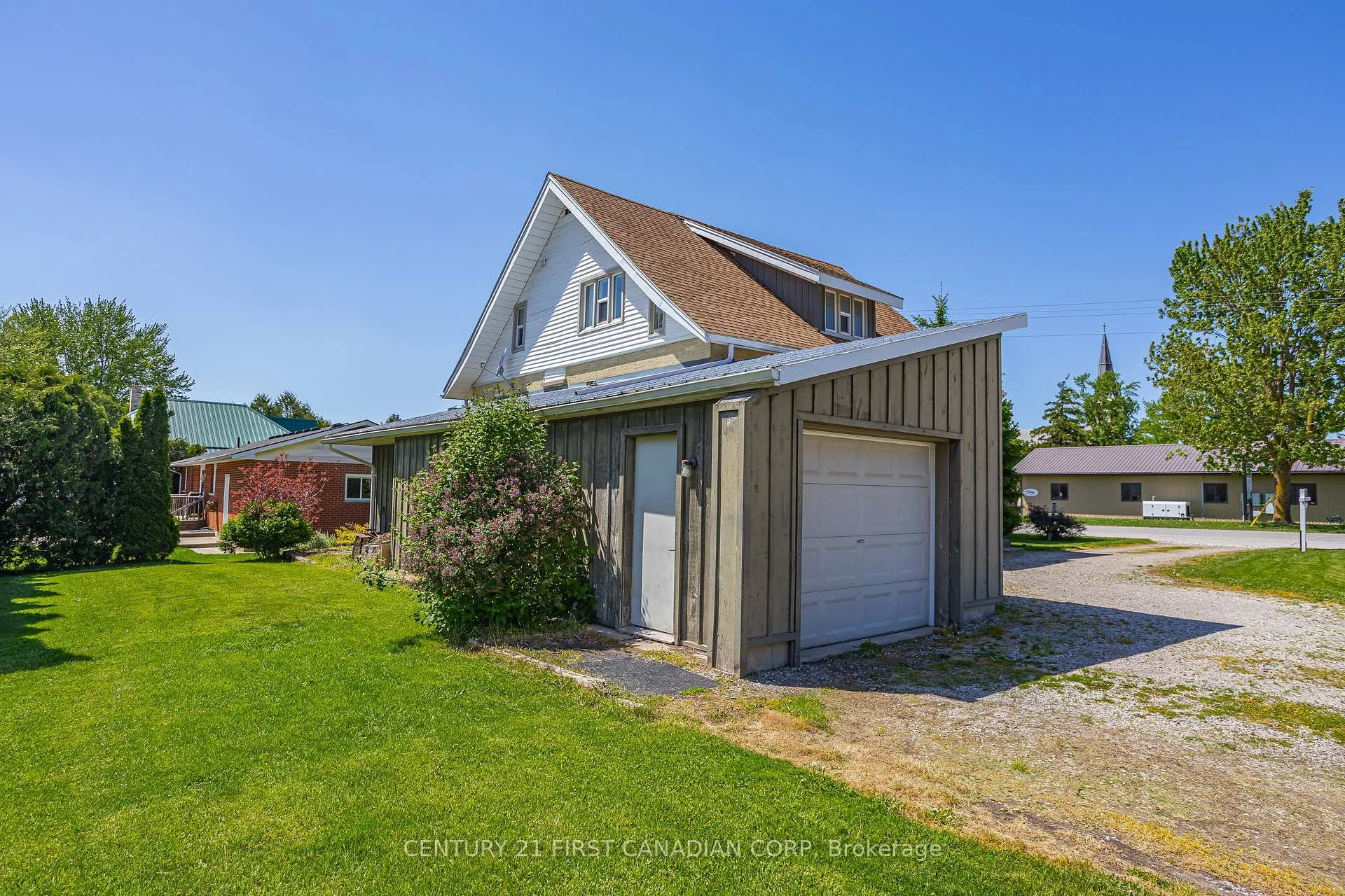 Photo 37 of 3199 Mount Carmel Drive, North Middlesex, Mount Carmel — HOMEH