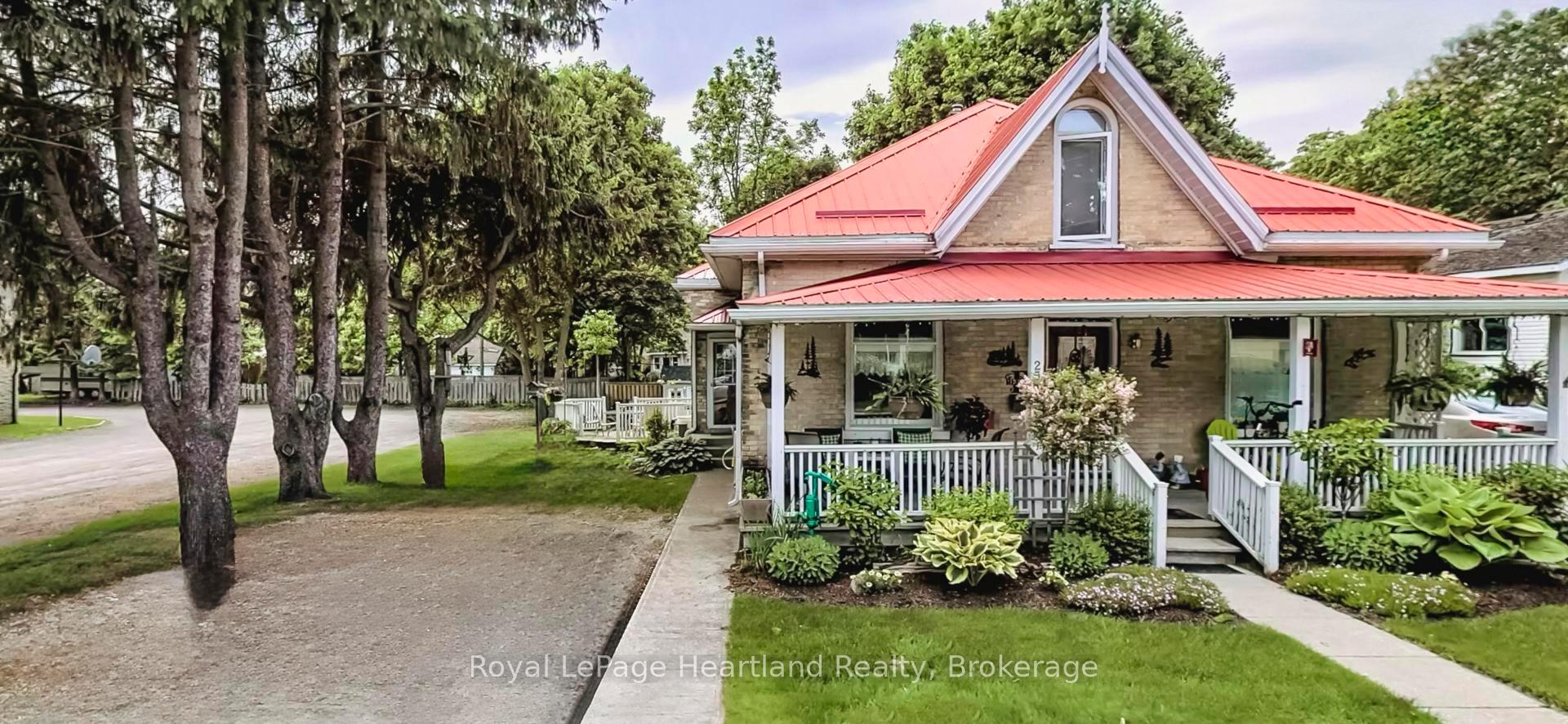 Photo 40 of 258 Edward Street, North Huron, Wingham — HOMEH