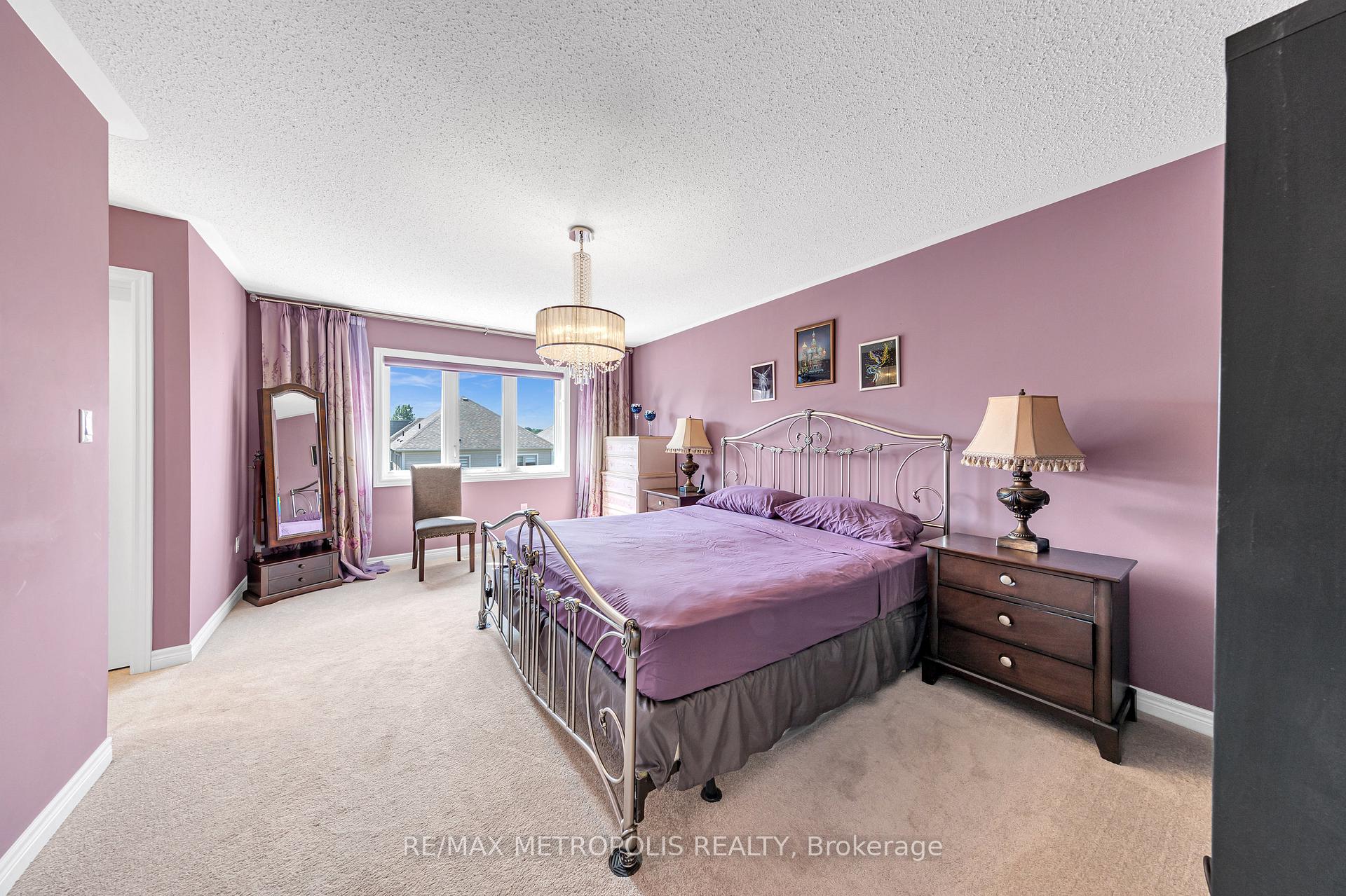 Photo 23 of 44 Atkinson Crescent, New Tecumseth, Alliston — HOMEH