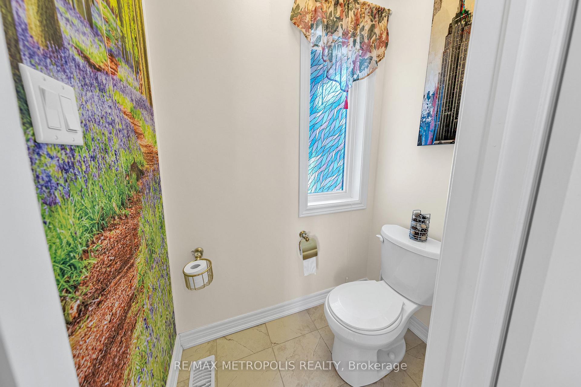Photo 26 of 44 Atkinson Crescent, New Tecumseth, Alliston — HOMEH