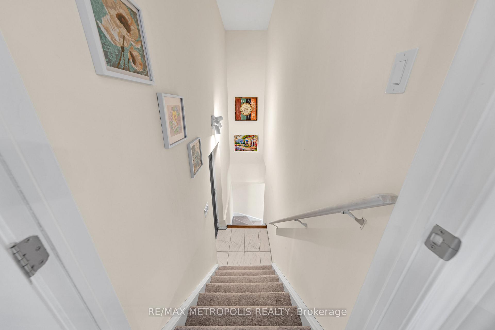 Photo 34 of 44 Atkinson Crescent, New Tecumseth, Alliston — HOMEH