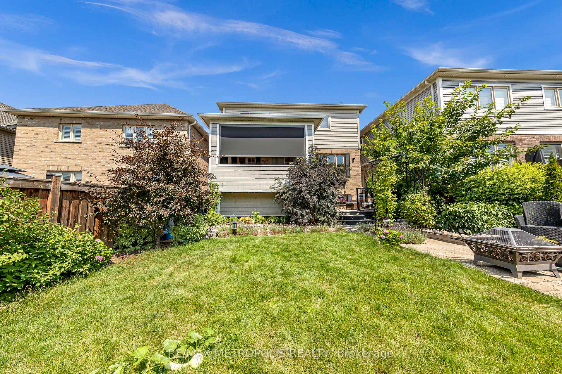 Photo 49 of 44 Atkinson Crescent, New Tecumseth, Alliston — HOMEH