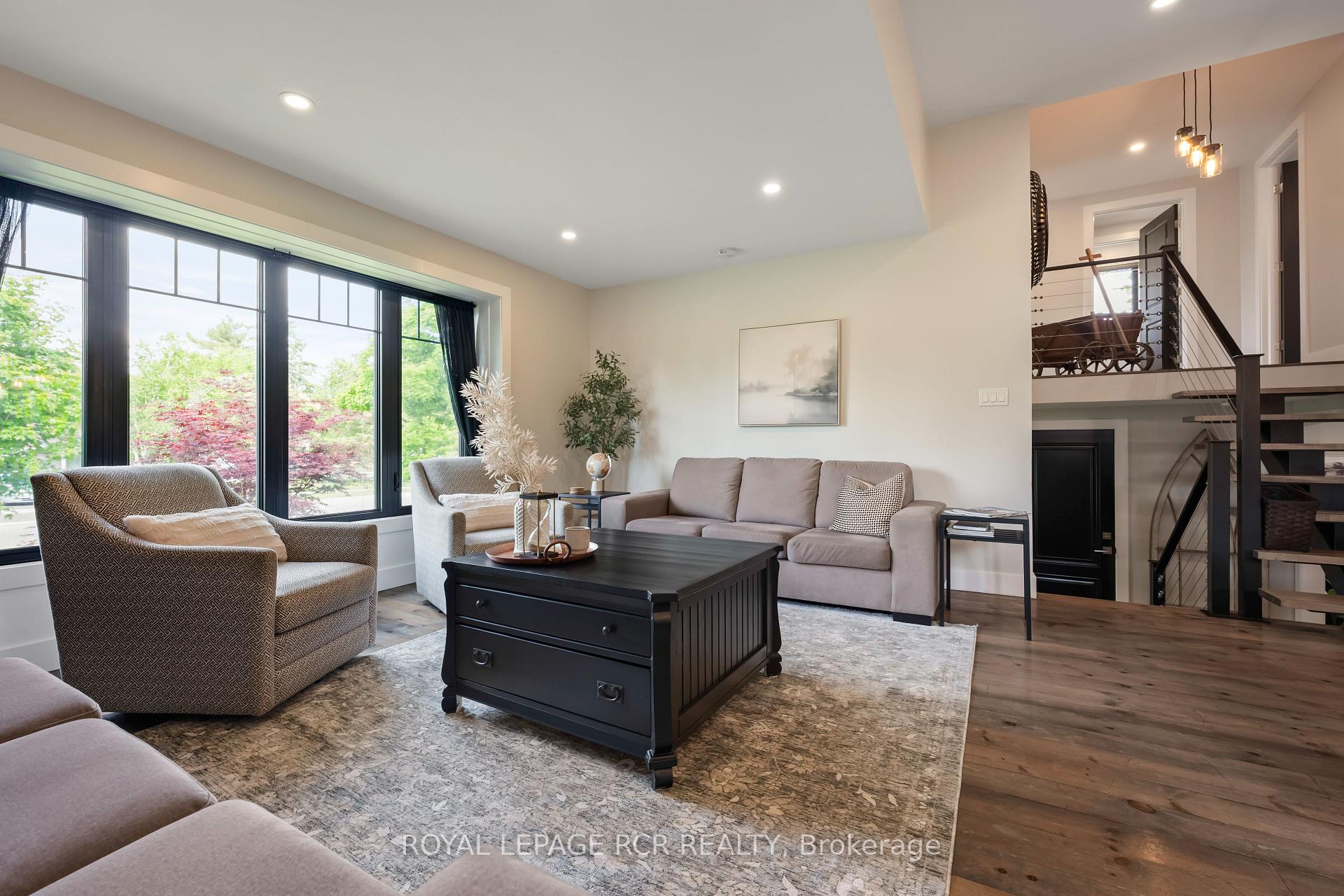 Photo 22 of 55 Rustic Crescent, Orangeville — HOMEH