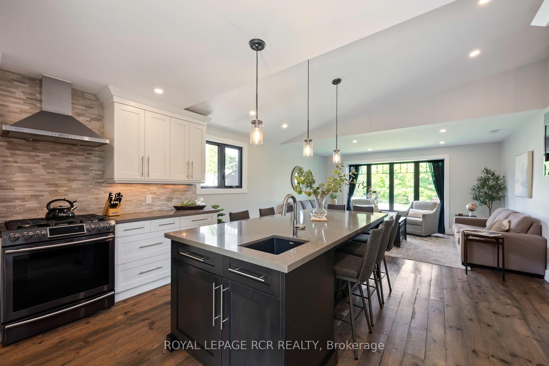 Photo 31 of 55 Rustic Crescent, Orangeville — HOMEH