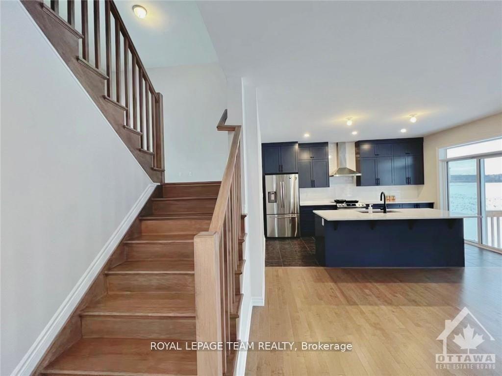 Photo 9 of 722 Vennecy Terrace, Ottawa, Chapel Hill South - Orleans Village — HOMEH
