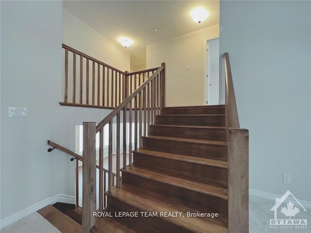 Photo 11 of 722 Vennecy Terrace, Ottawa, Chapel Hill South - Orleans Village — HOMEH