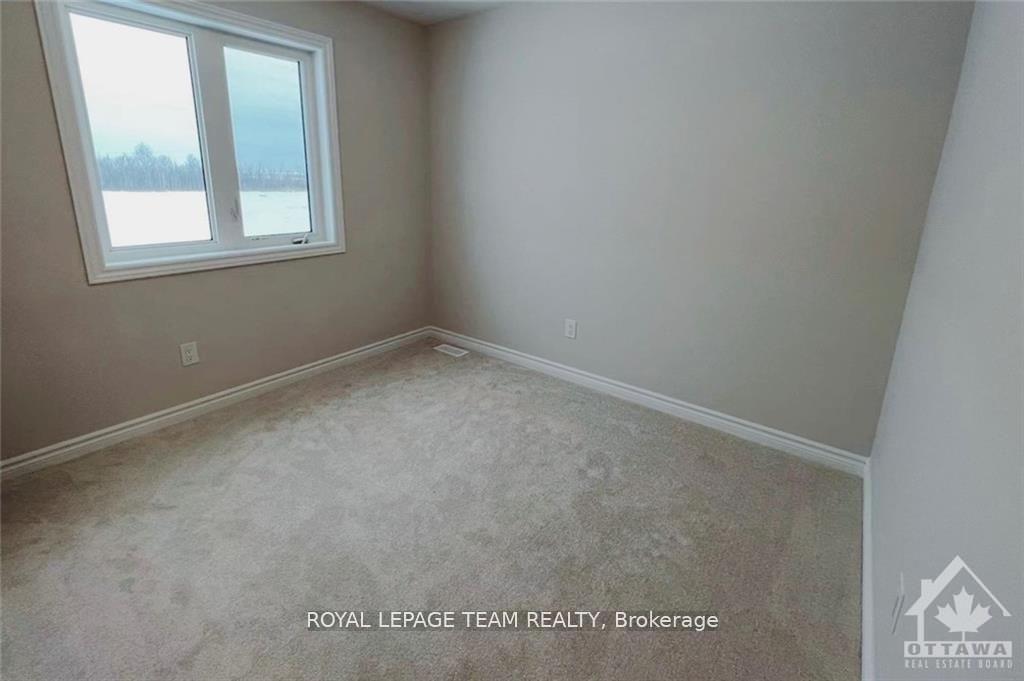 Photo 15 of 722 Vennecy Terrace, Ottawa, Chapel Hill South - Orleans Village — HOMEH