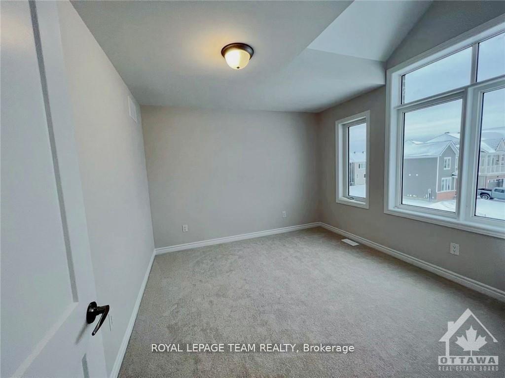 Photo 21 of 722 Vennecy Terrace, Ottawa, Chapel Hill South - Orleans Village — HOMEH
