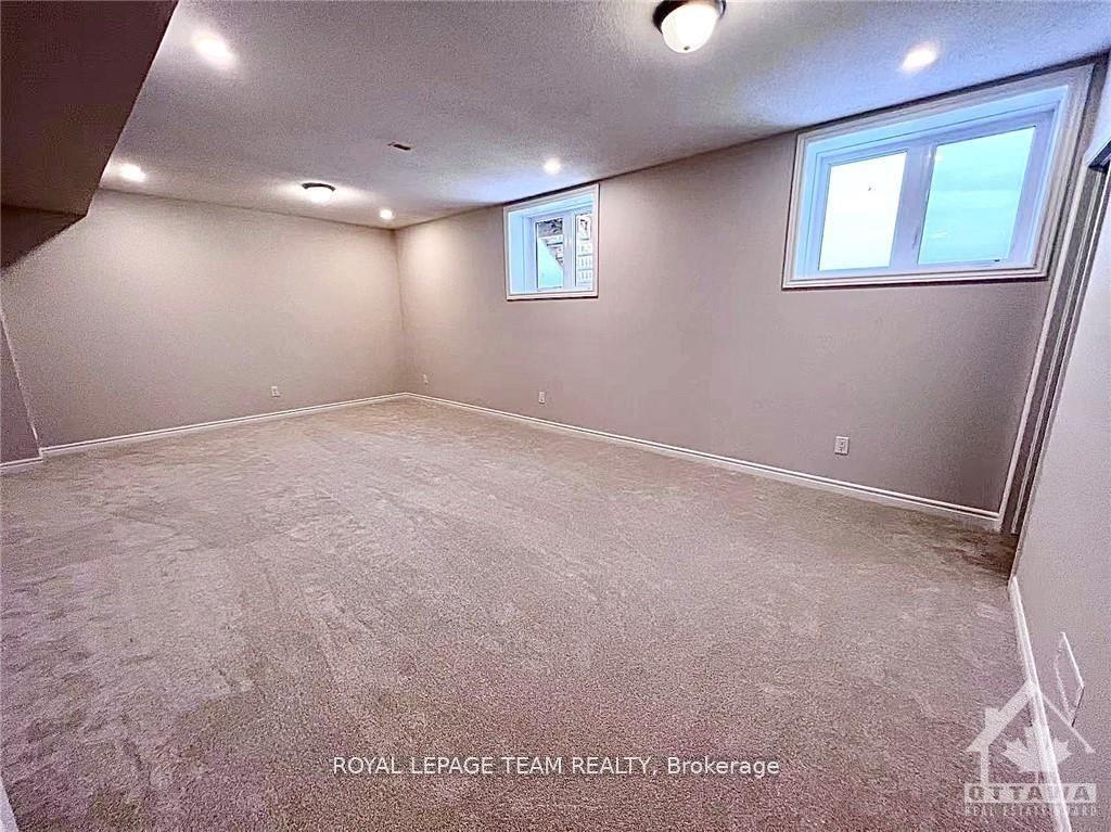 Photo 22 of 722 Vennecy Terrace, Ottawa, Chapel Hill South - Orleans Village — HOMEH