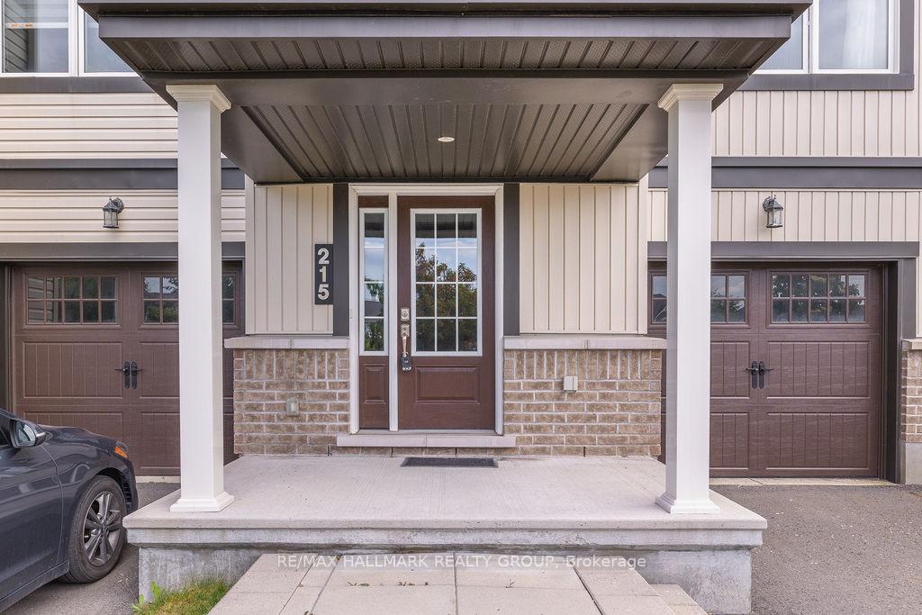 Photo 2 of 215 Yellowcress Way, Ottawa, Avalon West — HOMEH