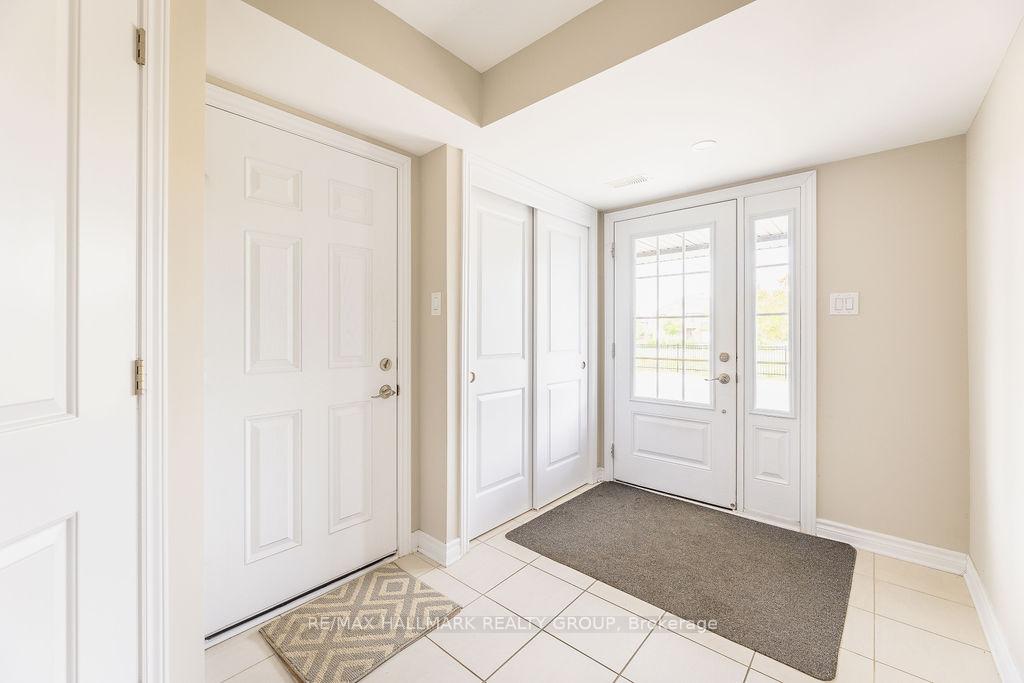 Photo 3 of 215 Yellowcress Way, Ottawa, Avalon West — HOMEH