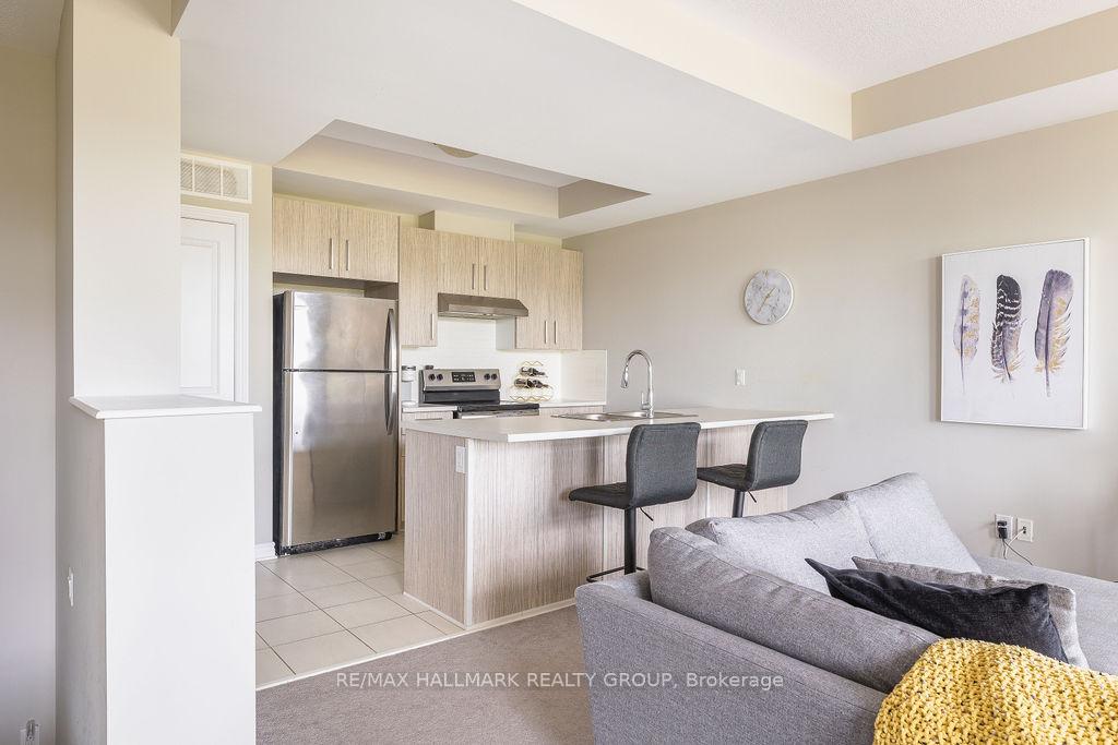 Photo 15 of 215 Yellowcress Way, Ottawa, Avalon West — HOMEH
