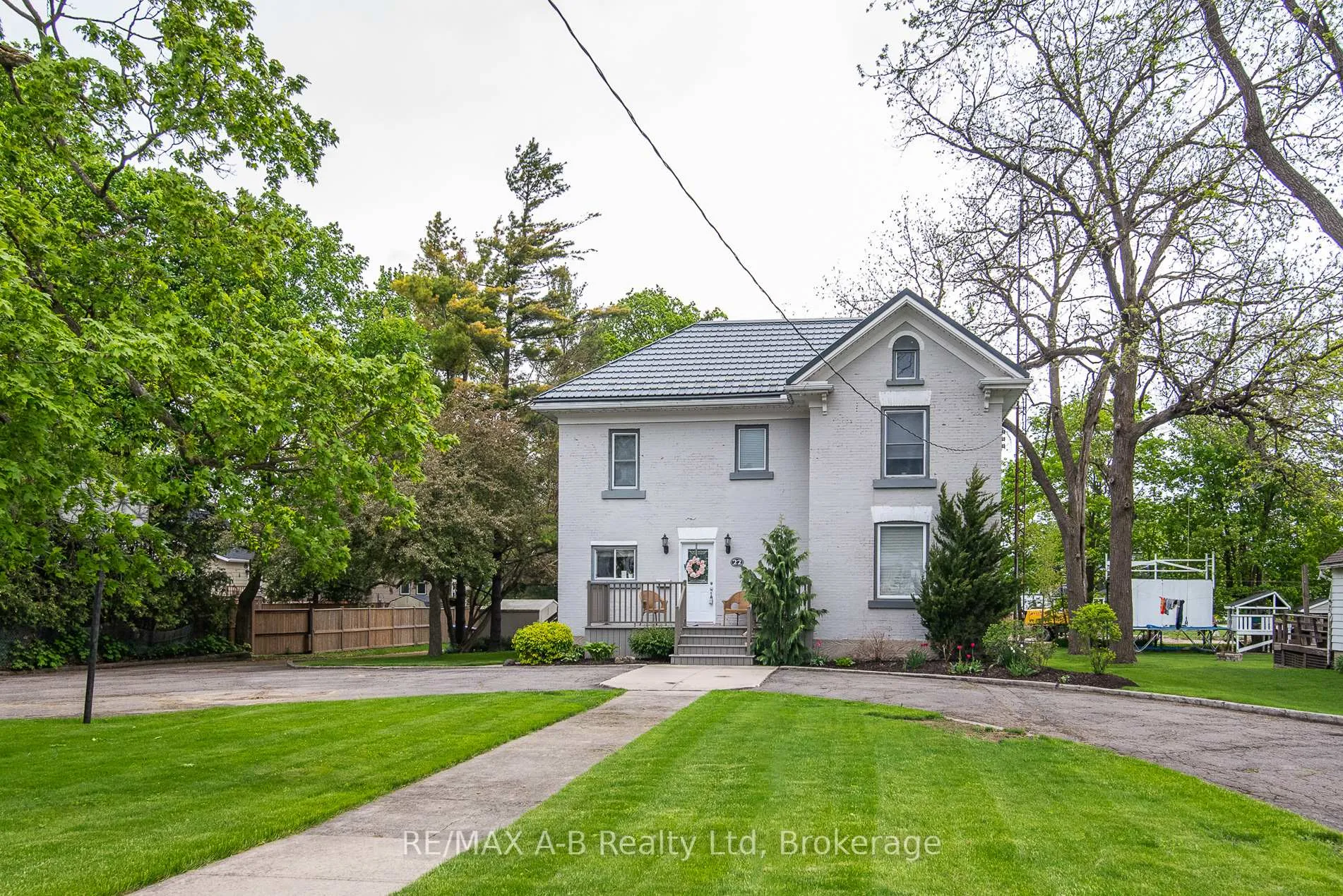 Photo 2 of 22 Mill Street E, Perth East, Milverton — HOMEH