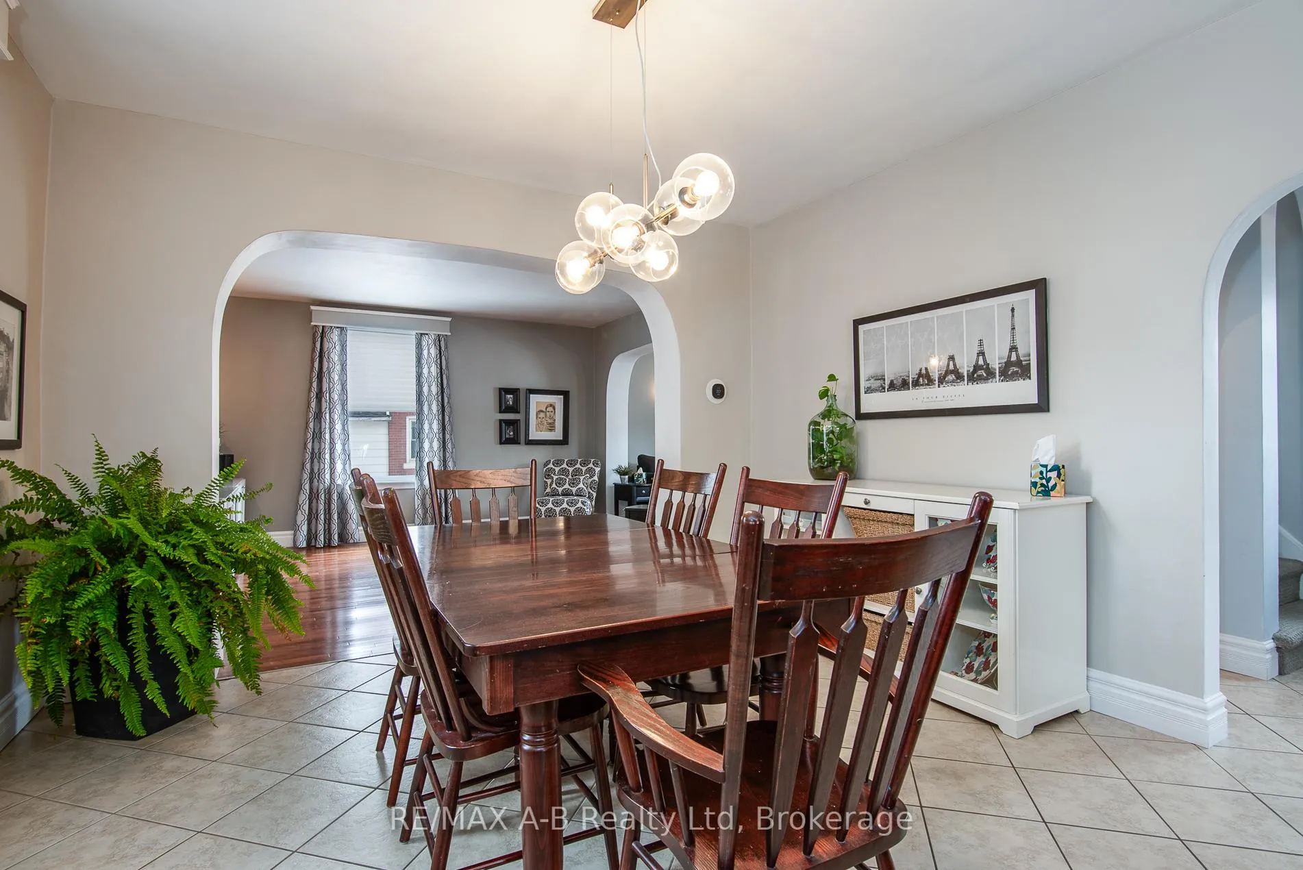 Photo 13 of 22 Mill Street E, Perth East, Milverton — HOMEH