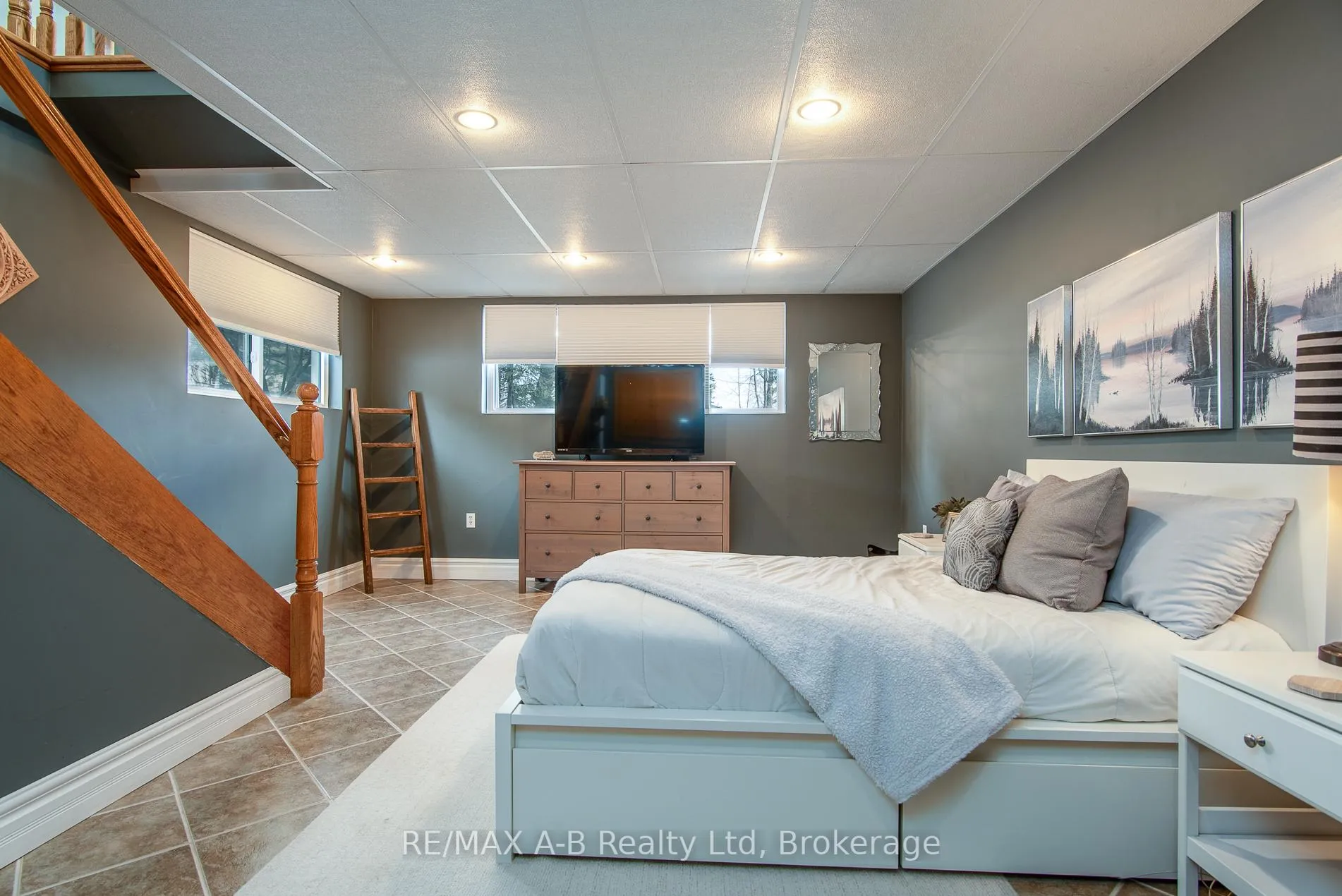 Photo 34 of 22 Mill Street E, Perth East, Milverton — HOMEH